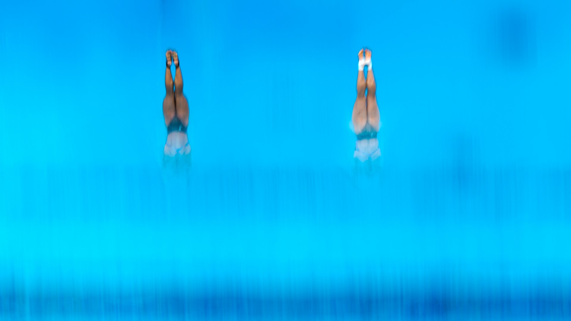 Why do Olympic divers shower after they dive? cbs19.tv