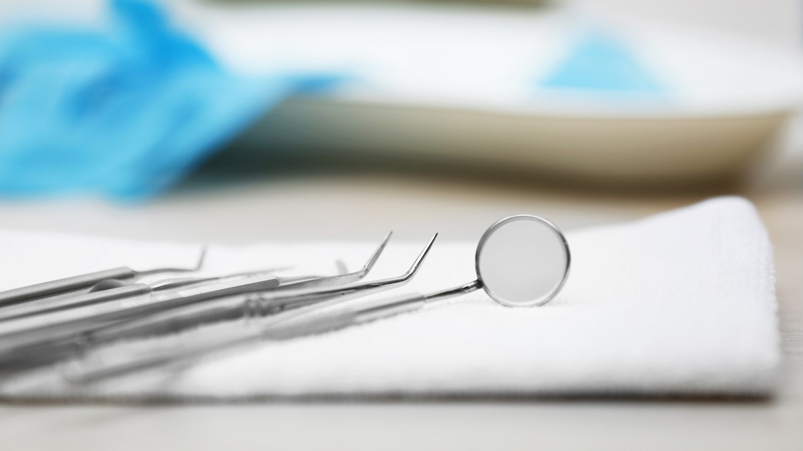 Lawsuit: Dentist applied 20 fillings, 8 crowns in single visit - Vimarsana News