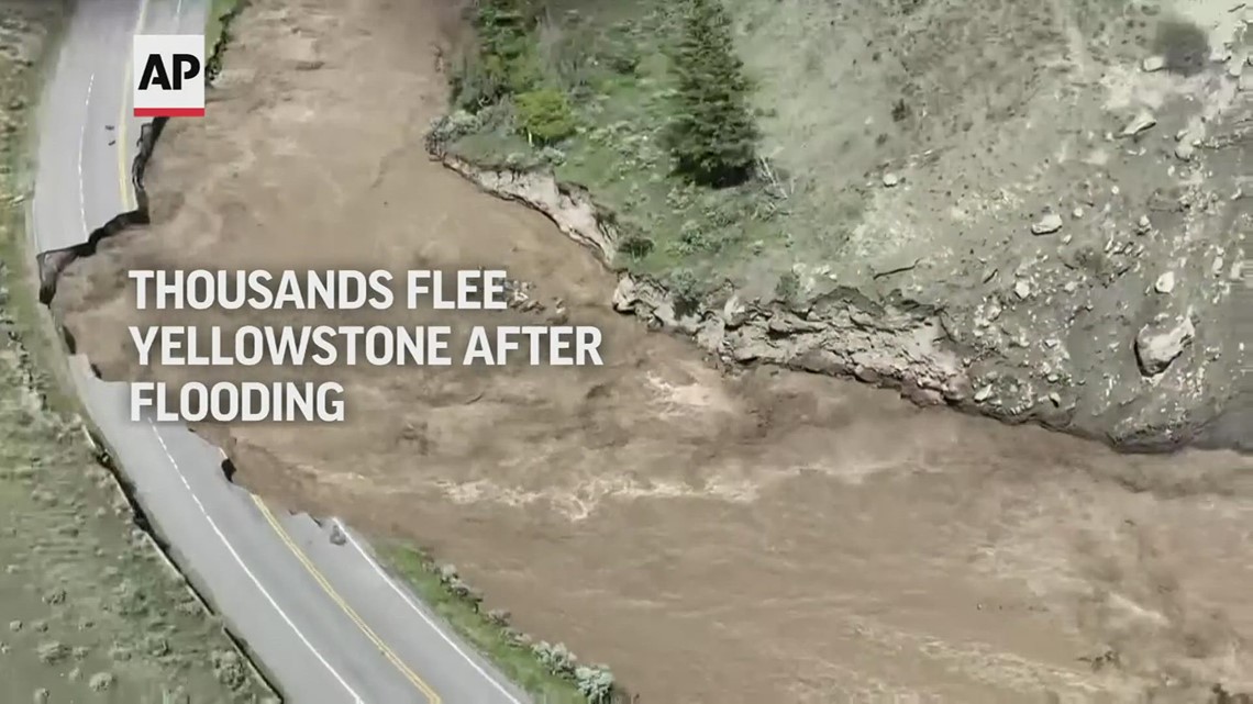 Thousands evacuate Yellowstone park after flooding