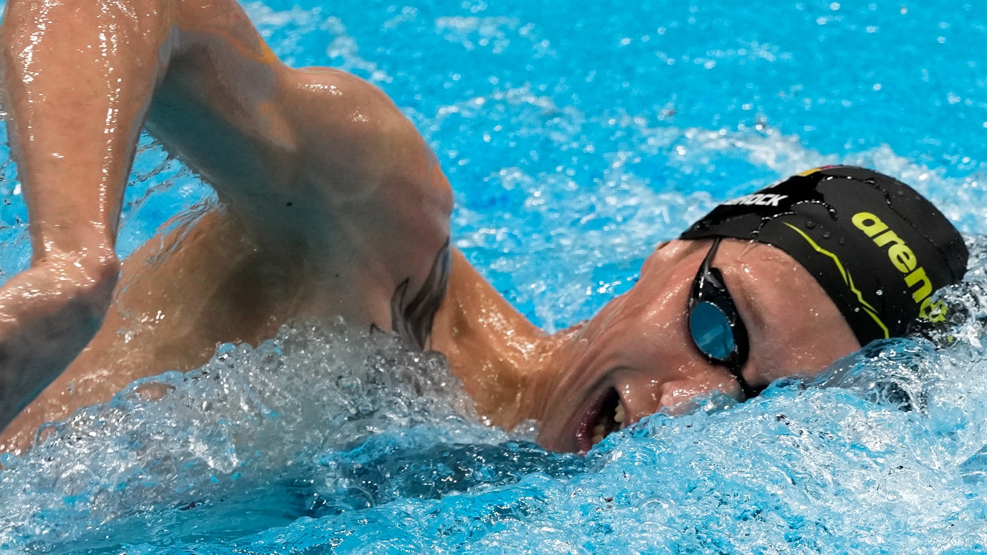 US women's 4x100meter medley win closes out swimming in Paris cbs19.tv