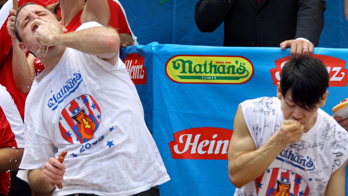 Joey Chestnut, Takeru Kobayashi to compete in eating competition - Vimarsana News