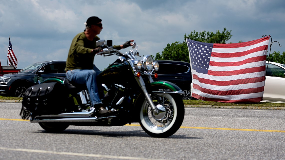 Thousands of motorcyclists ride in honor of 7 bikers killed in New ...