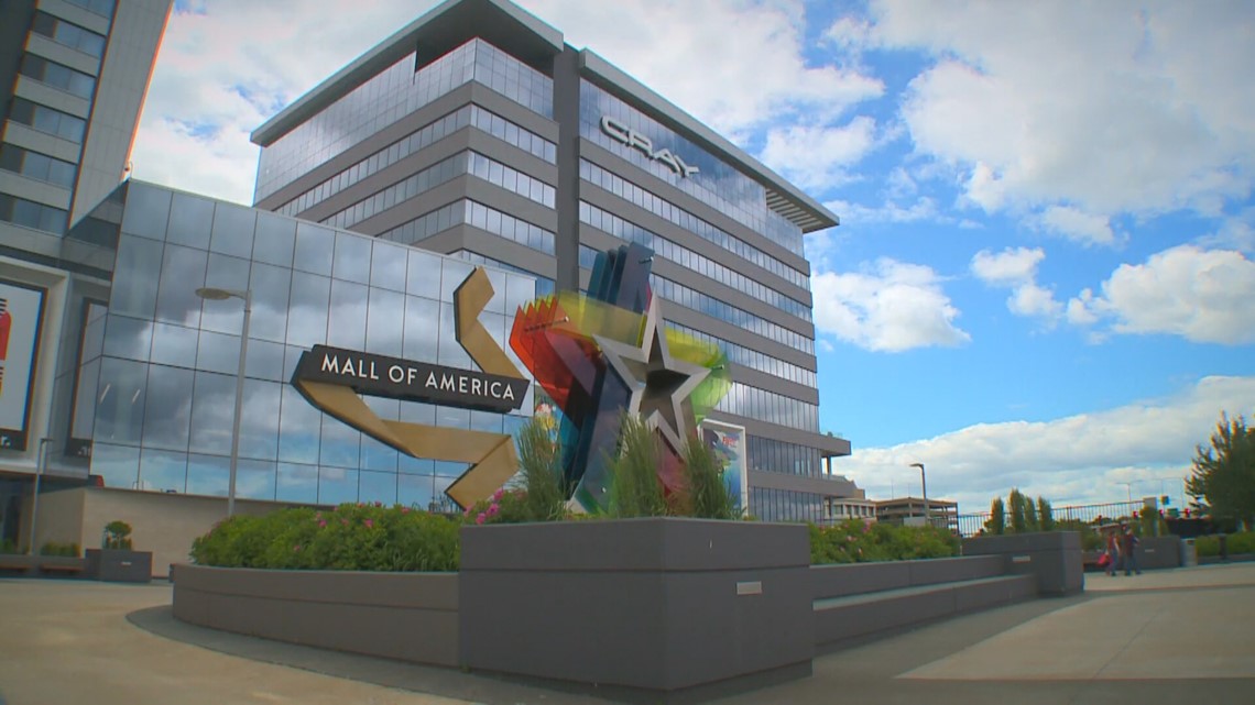 'Active incident' prompts lockdown at Mall of America - Vimarsana News