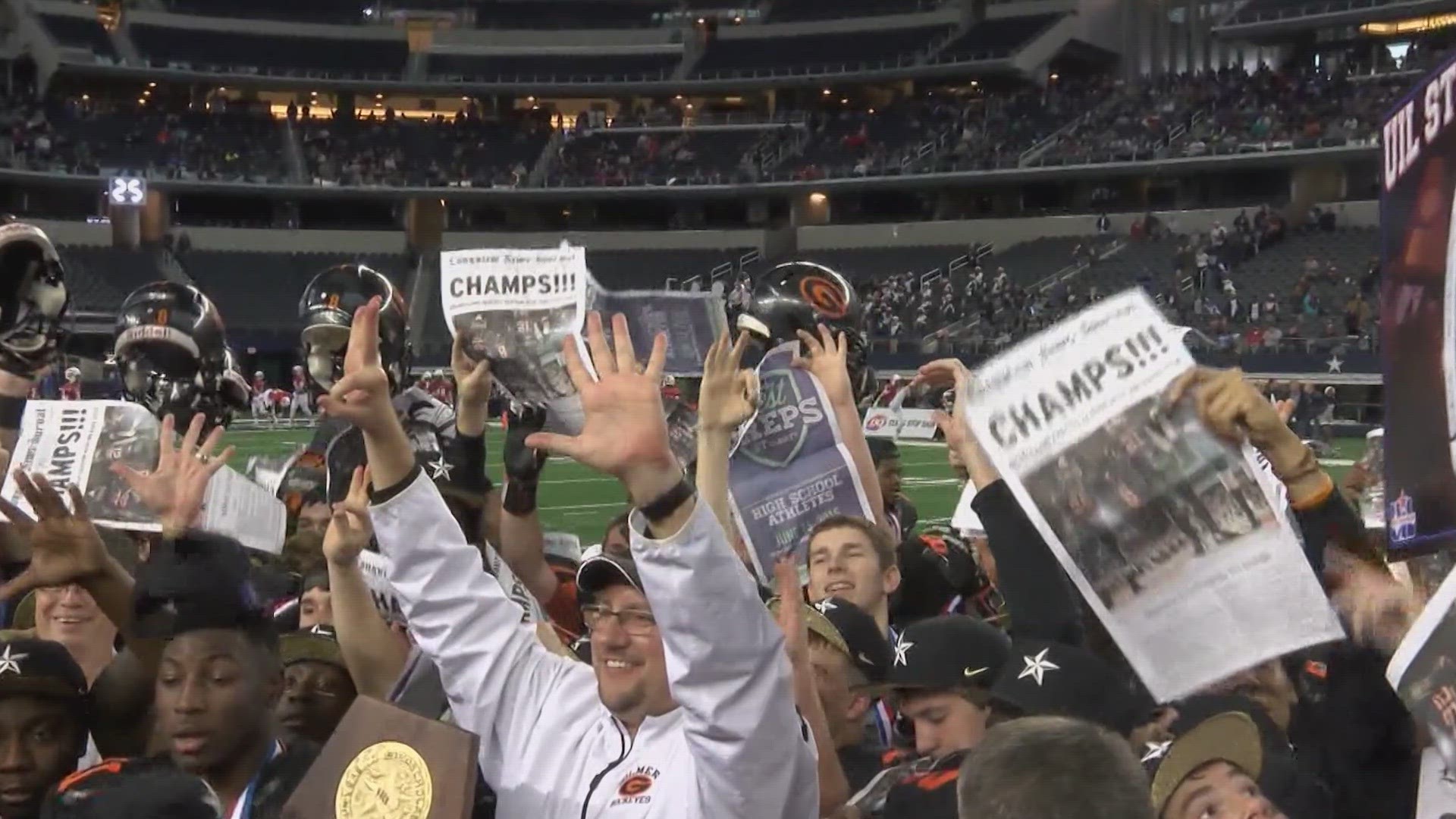 Traylor led the Gilmer High Buckeyes to three state titles over 15 years there, enough to earn him legend status in his hometown.