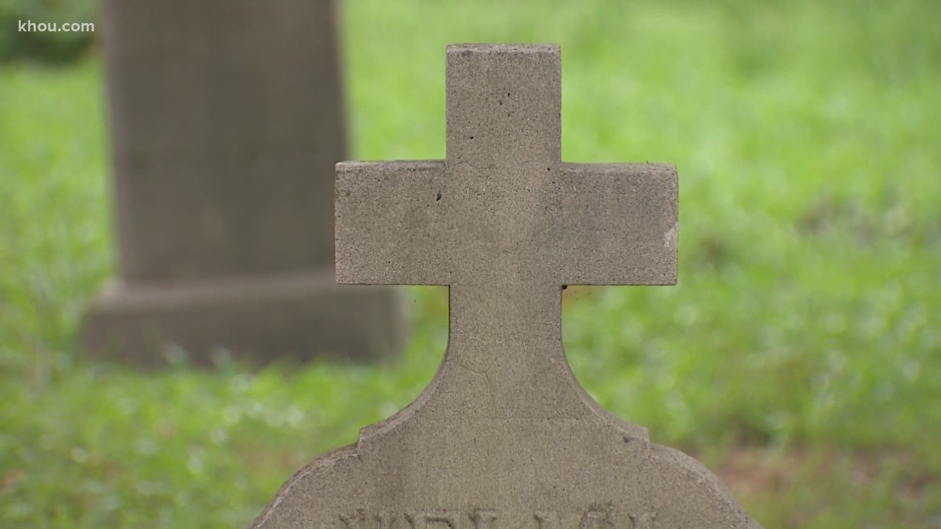 Some families across the Houston area have been waiting to bury their loved ones because funeral homes have been so busy during the coronavirus pandemic.