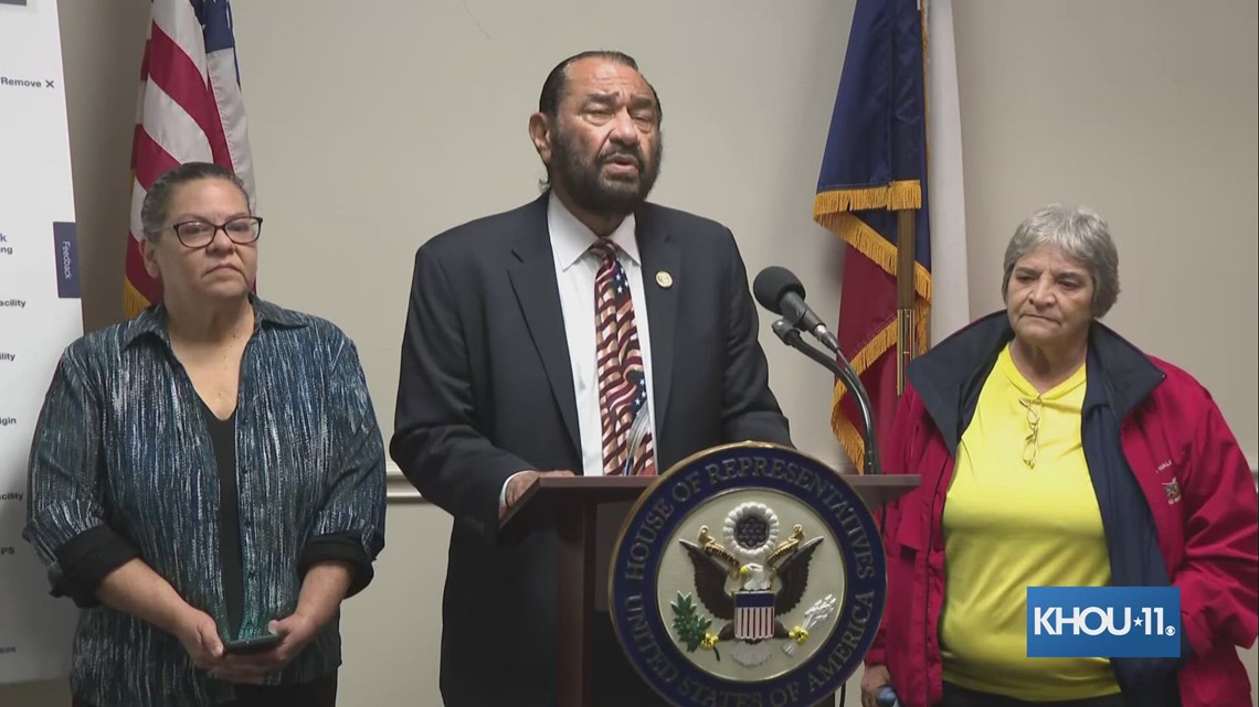 U.S. Rep Al Green demands answers on U.S. Postal Service delays - Vimarsana News