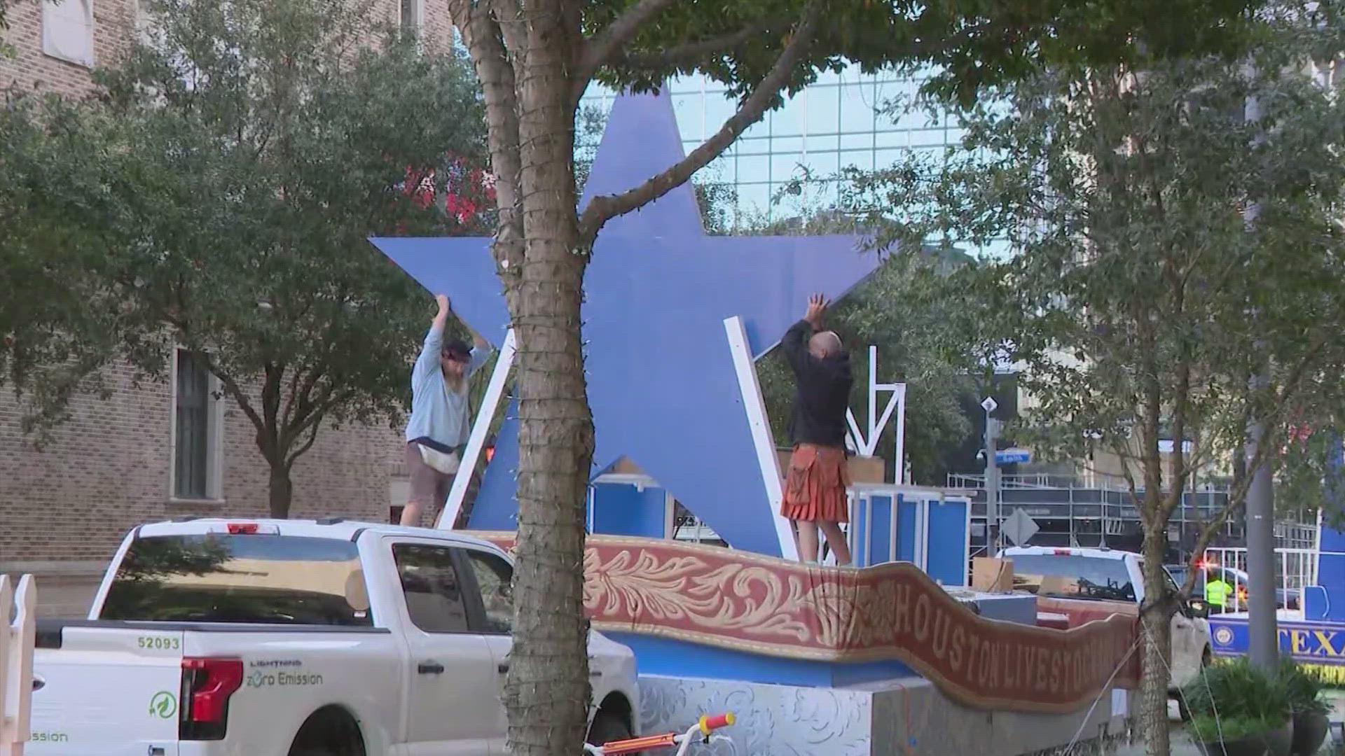 Groups were setting up floats for the annual Houston Thanksgiving parade. Watch the event on KHOU 11+.