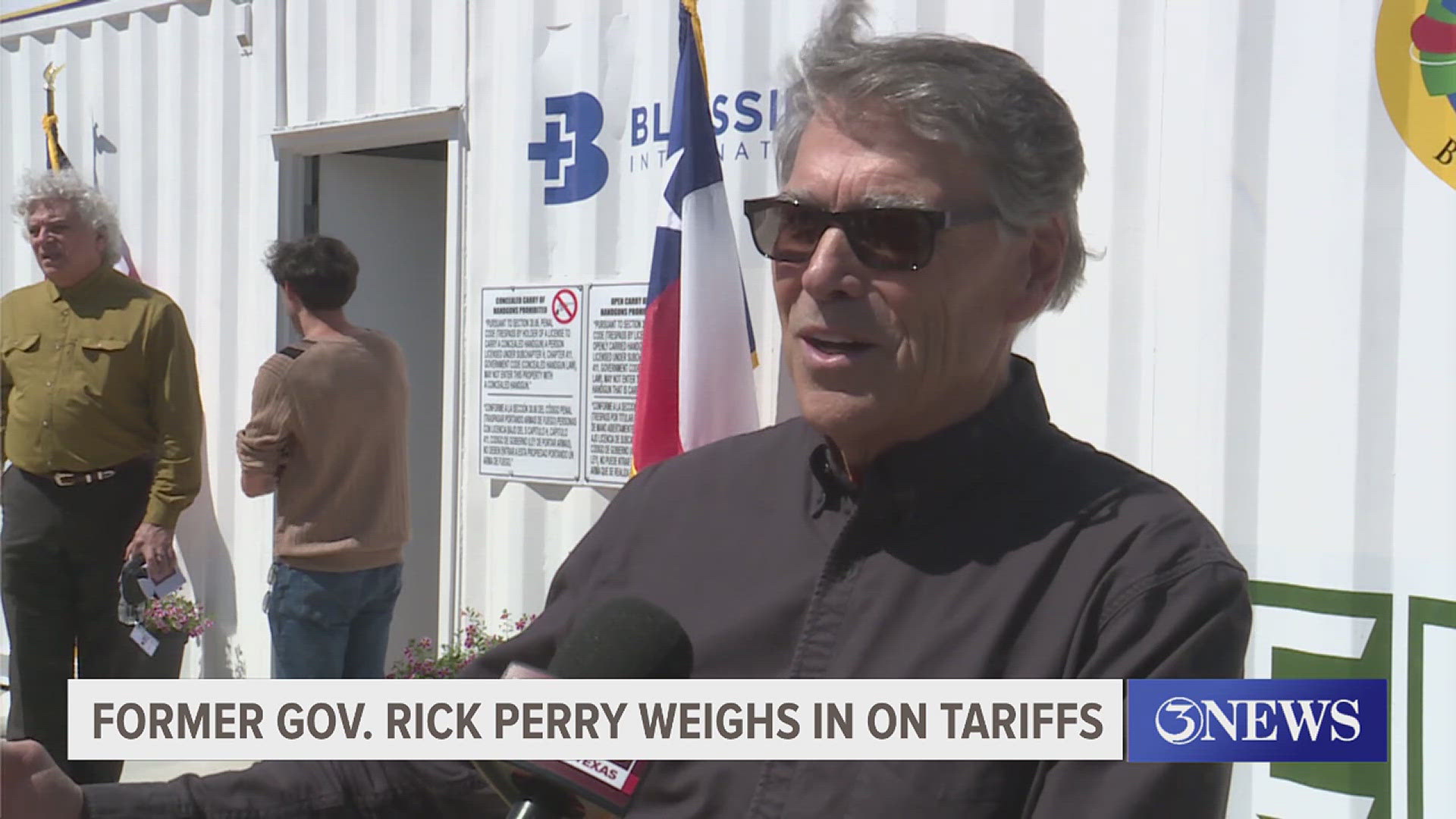  Former Texas Governor Rick Perry suggested a wait-and-see approach to those concerned about President Donald Trump's tariff plans.