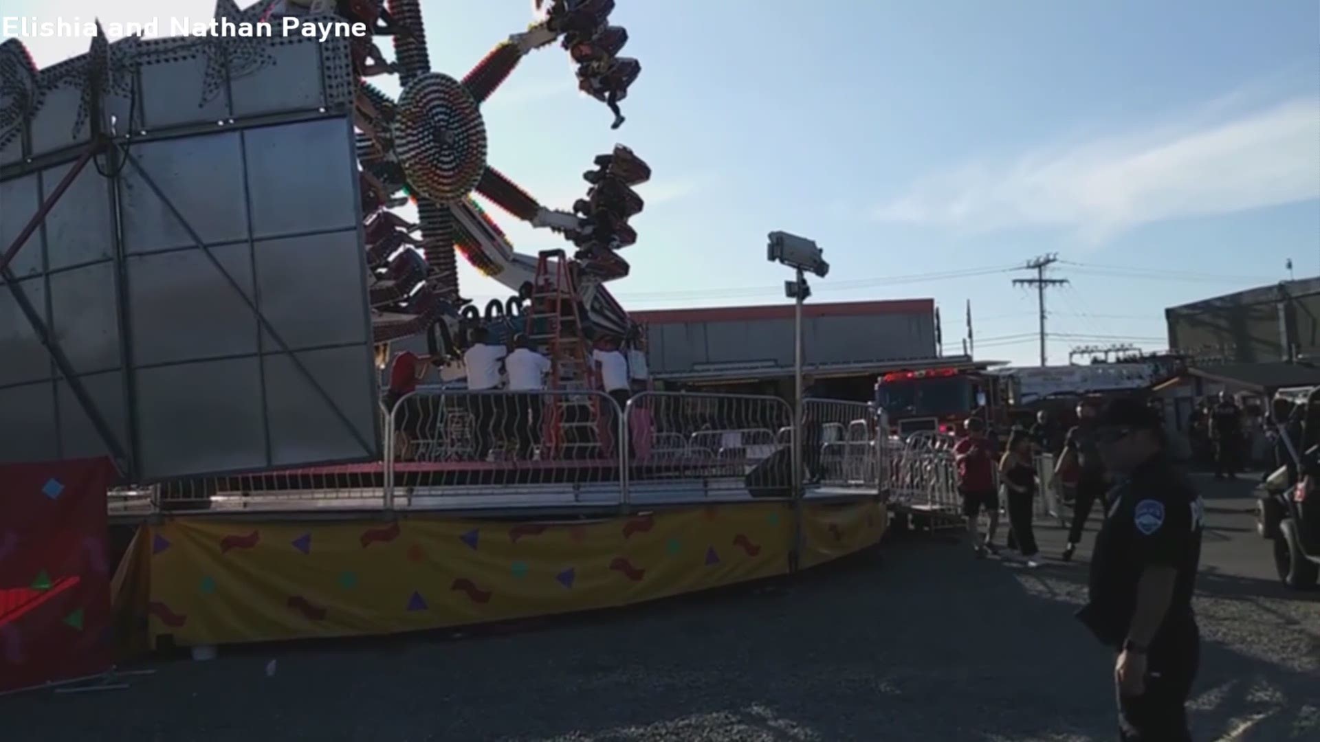 Witness video captures 19 trapped on broken ride at Washington State