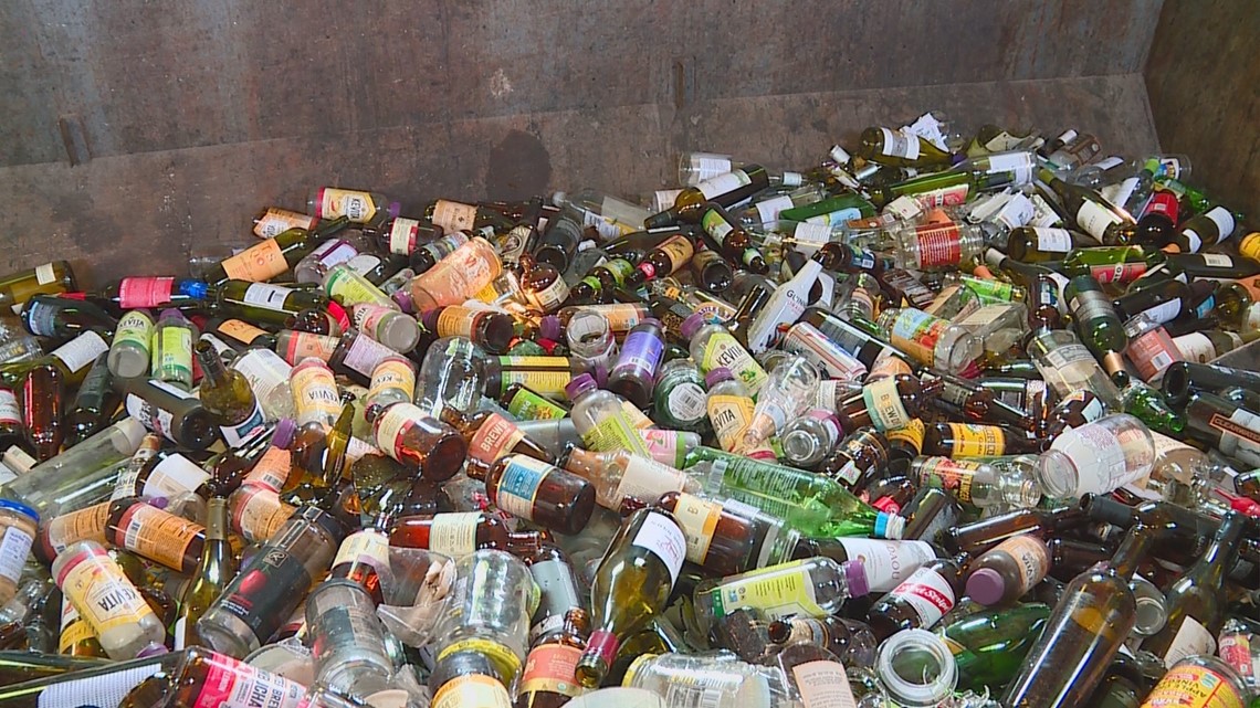 Glass thrown out in Texas - Vimarsana News