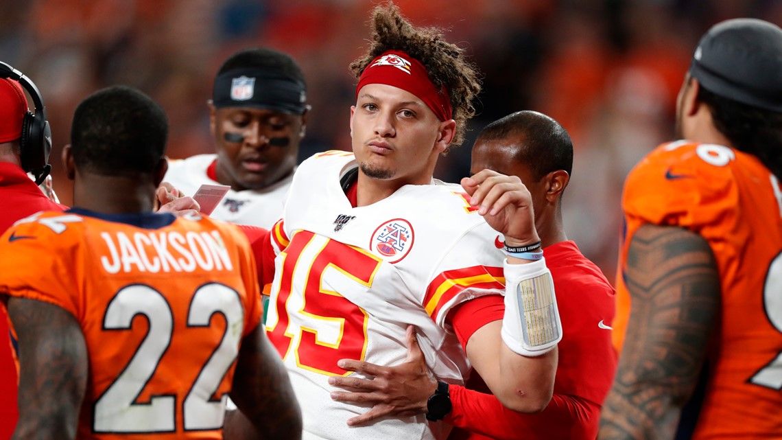 Patrick Mahomes expected to miss 'about a month' after knee injury