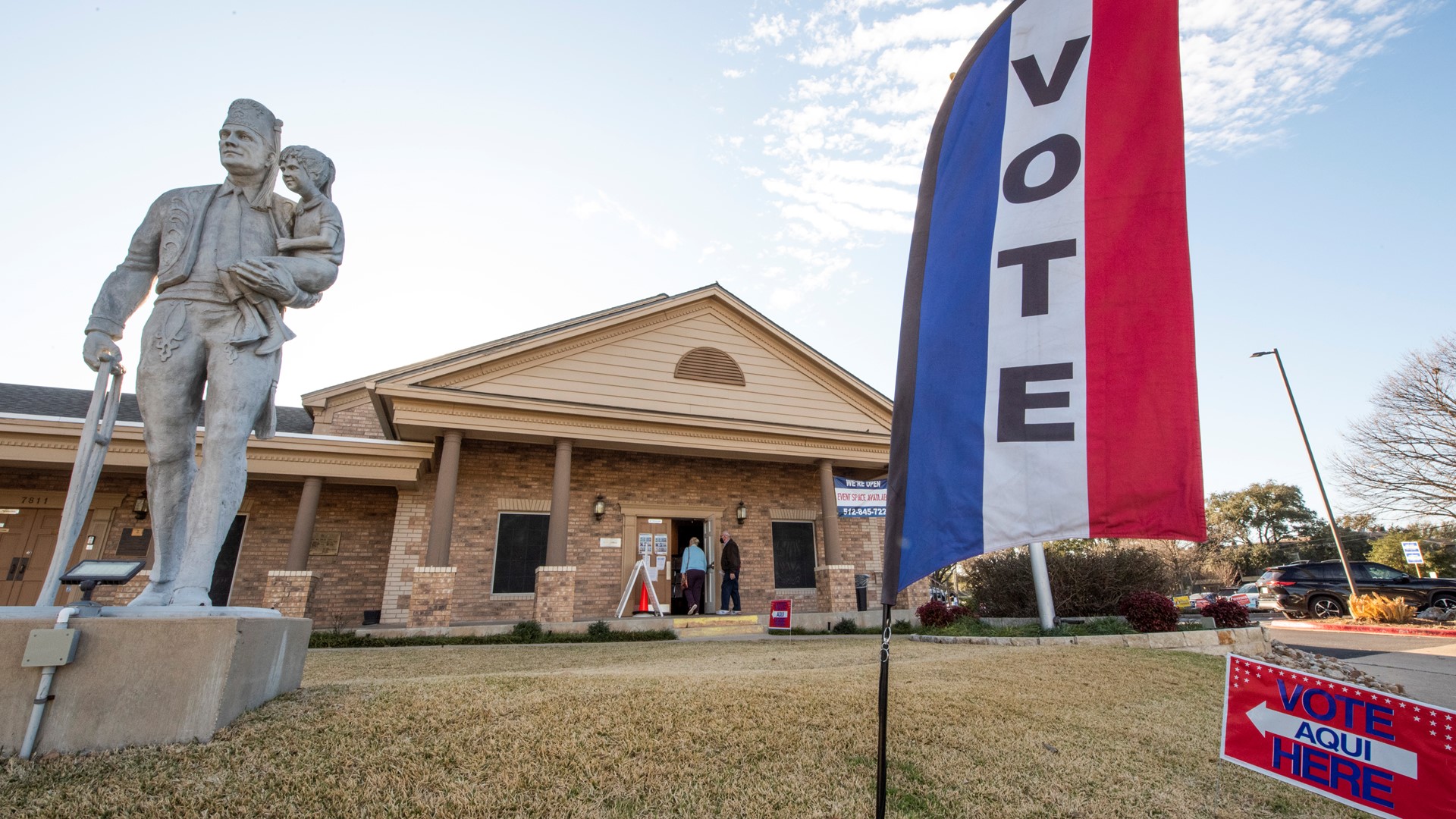 New UT poll shows tight race between Trump and Harris in Texas cbs19.tv