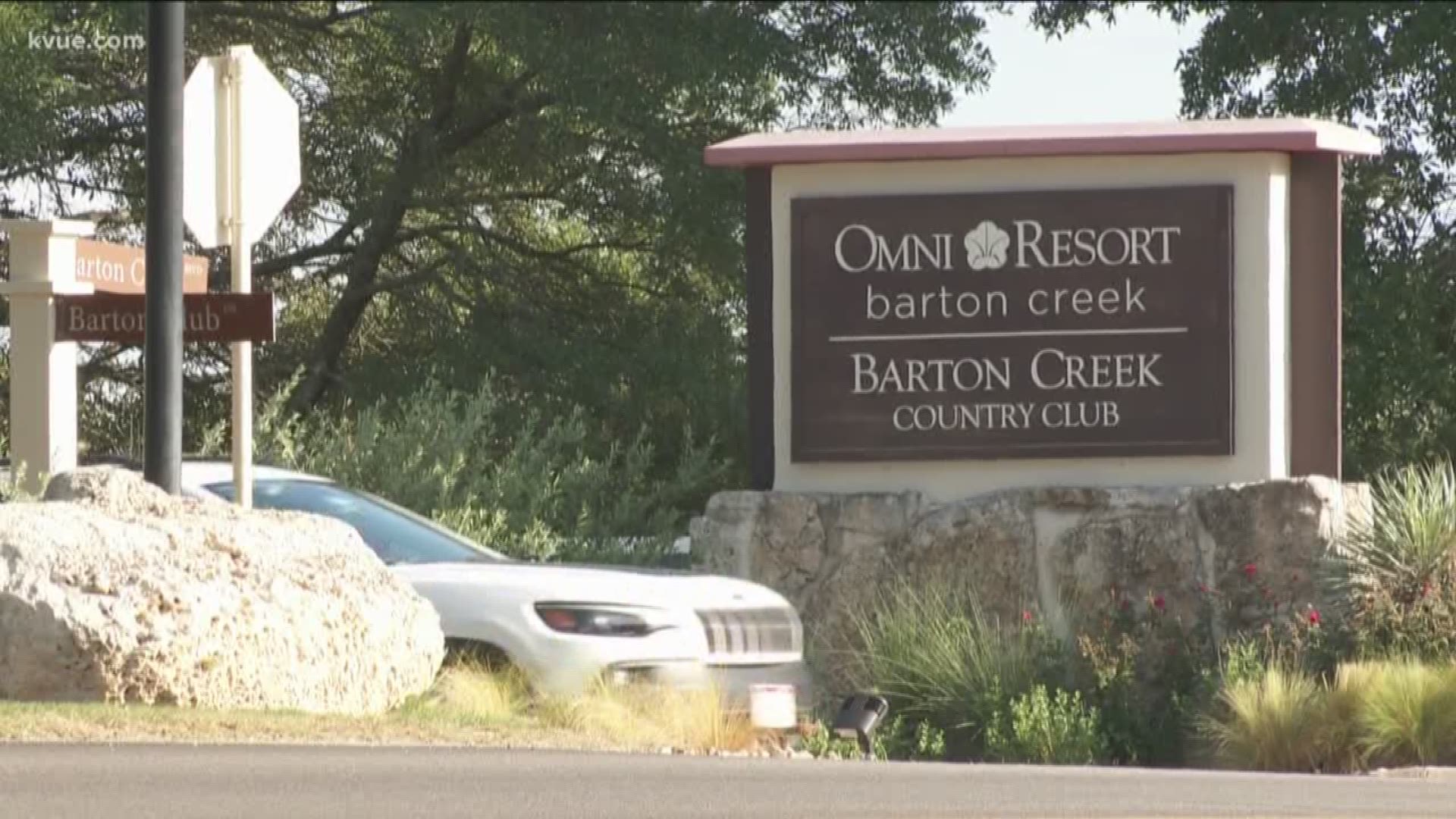 An Austin woman is suing Omni Hotels, claiming she was let go because she was pregnant.