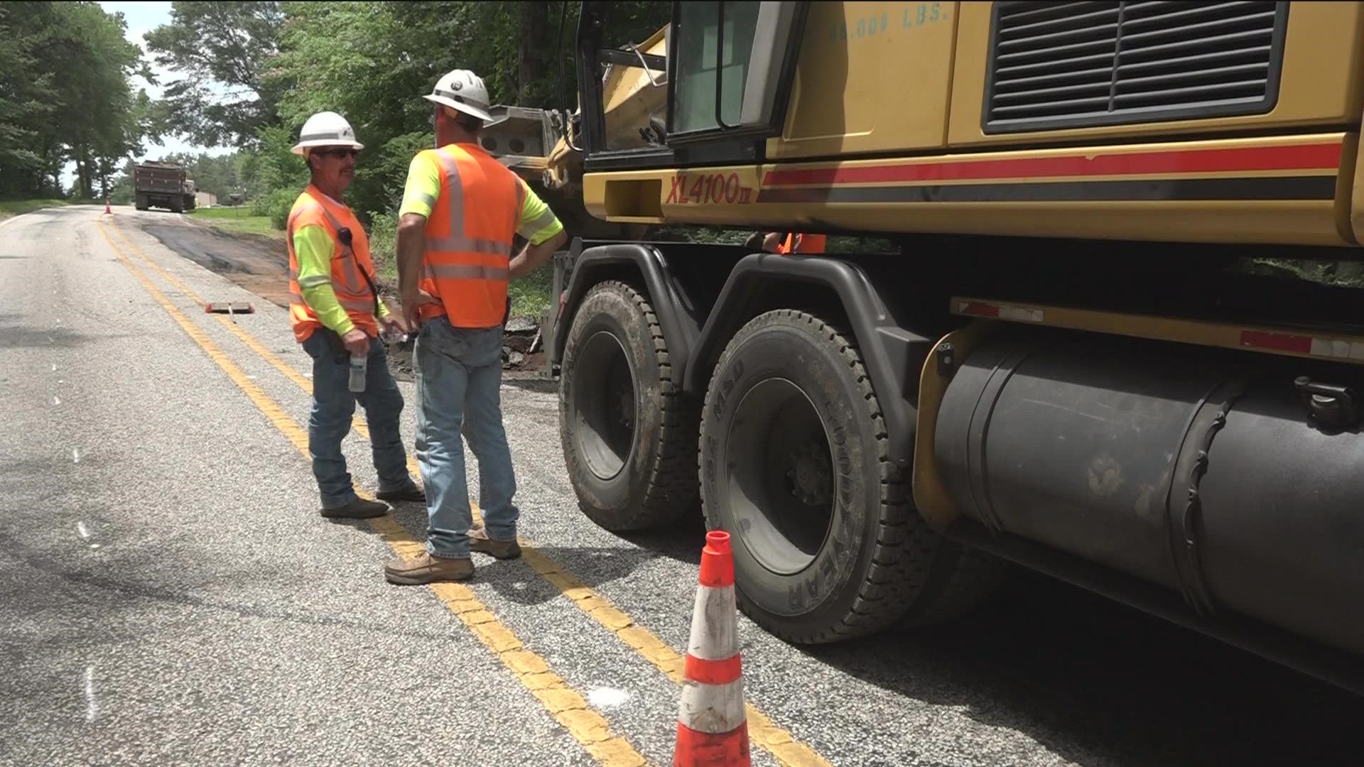 TxDOT workers keeping cool in the rising heat