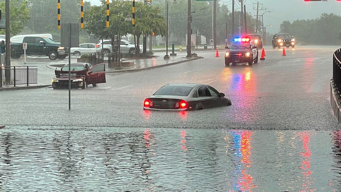 Heavy rains cause water rescue in downtown Longview | cbs19.tv