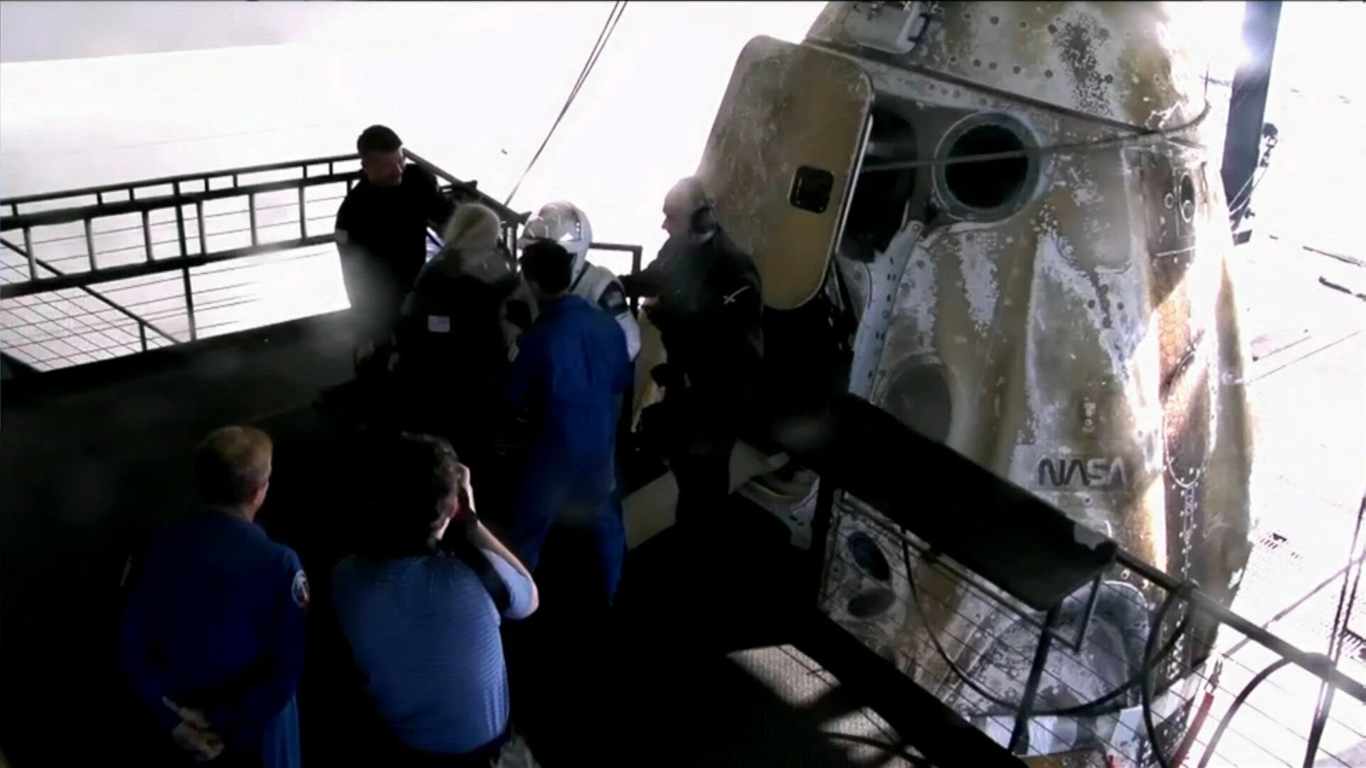 Nasa Channel NASA astronauts return to Earth after nearly eight months aboard space ...