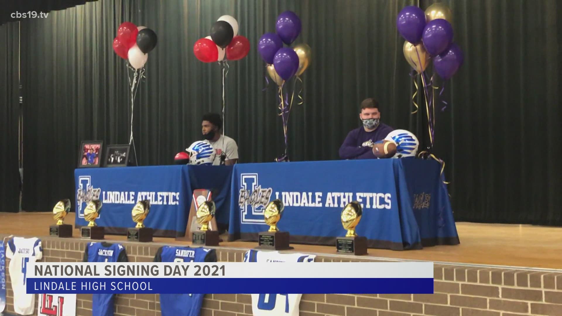 Lindale reached the 4A-DI state title game this past season, thanks in large part to the two Eagles that signed Wednesday afternoon.