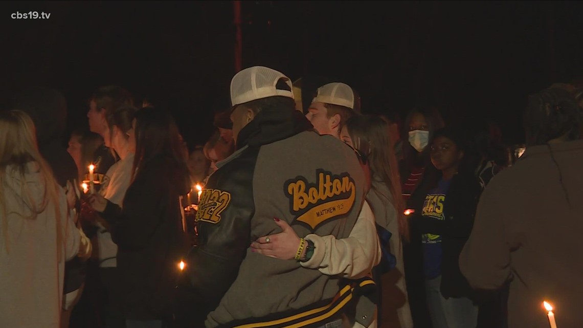 Alto community gathers to celebrate life of beloved high school