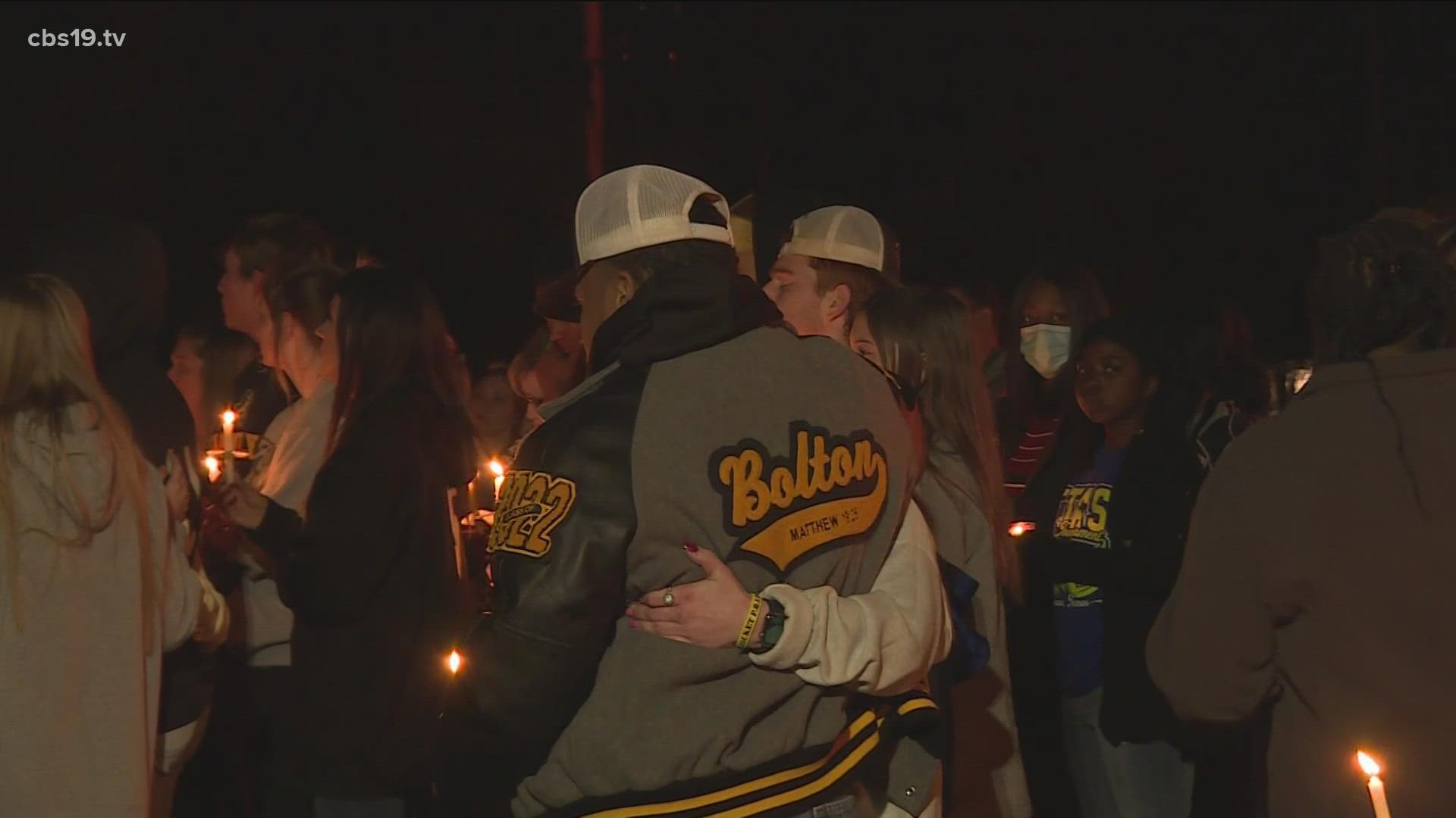 At a candlelight vigil Wednesday night, hundreds gathered in prayer, songs, and shared memories with Devonte Mumphrey