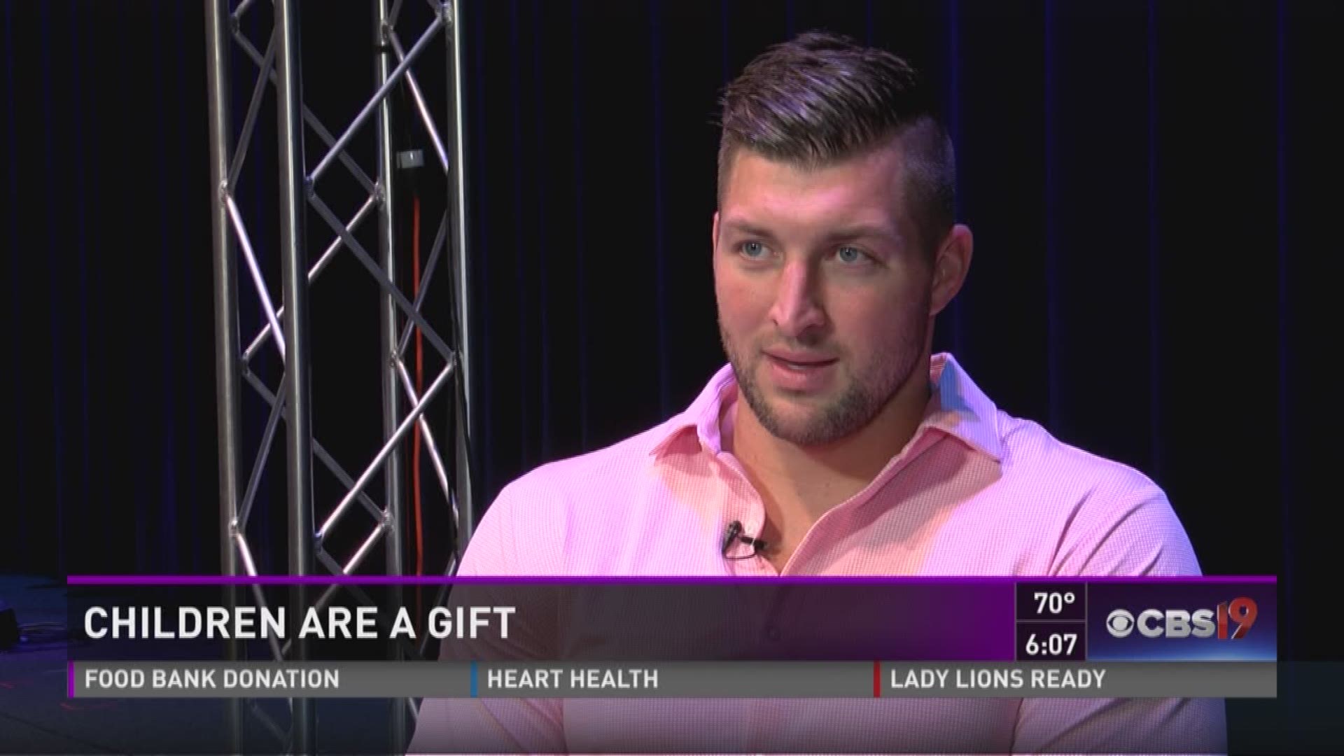 Tim Tebow talks about prayer, faith, and role models 