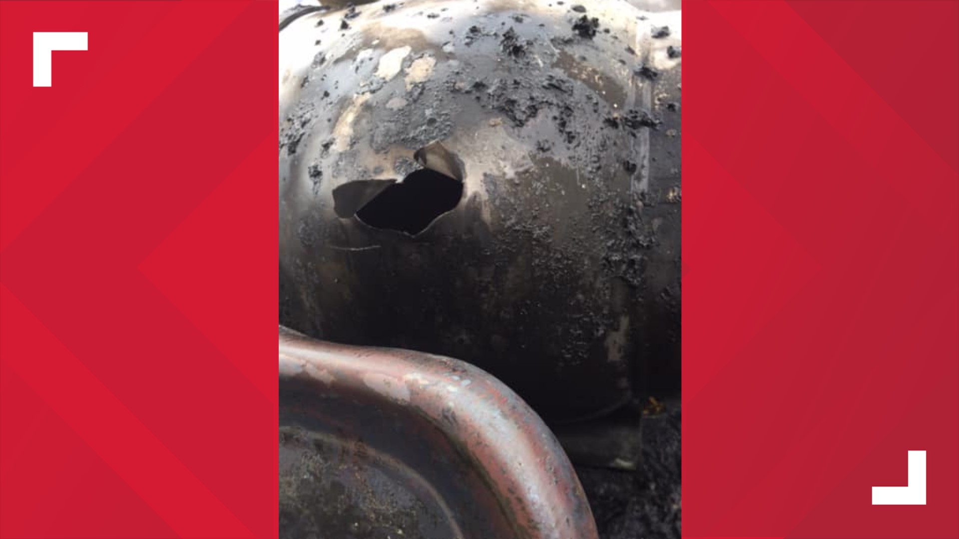 Ruptured propane tank sends fireball 20 feet into the air at Gun Barrel City Lowe's cbs19.tv