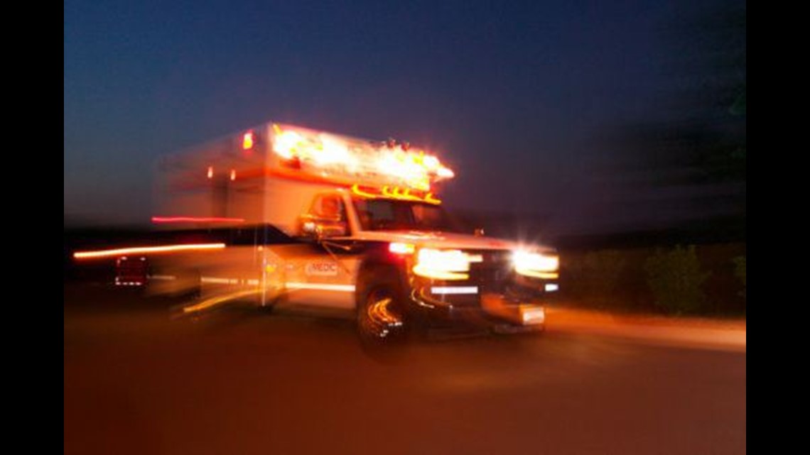 2 dead, 5 injured in Gladewater crash cbs19.tv