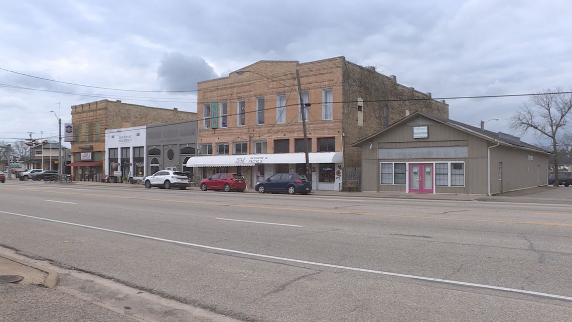 Lindale, A Small Town That Continues To Grow | Cbs19.tv