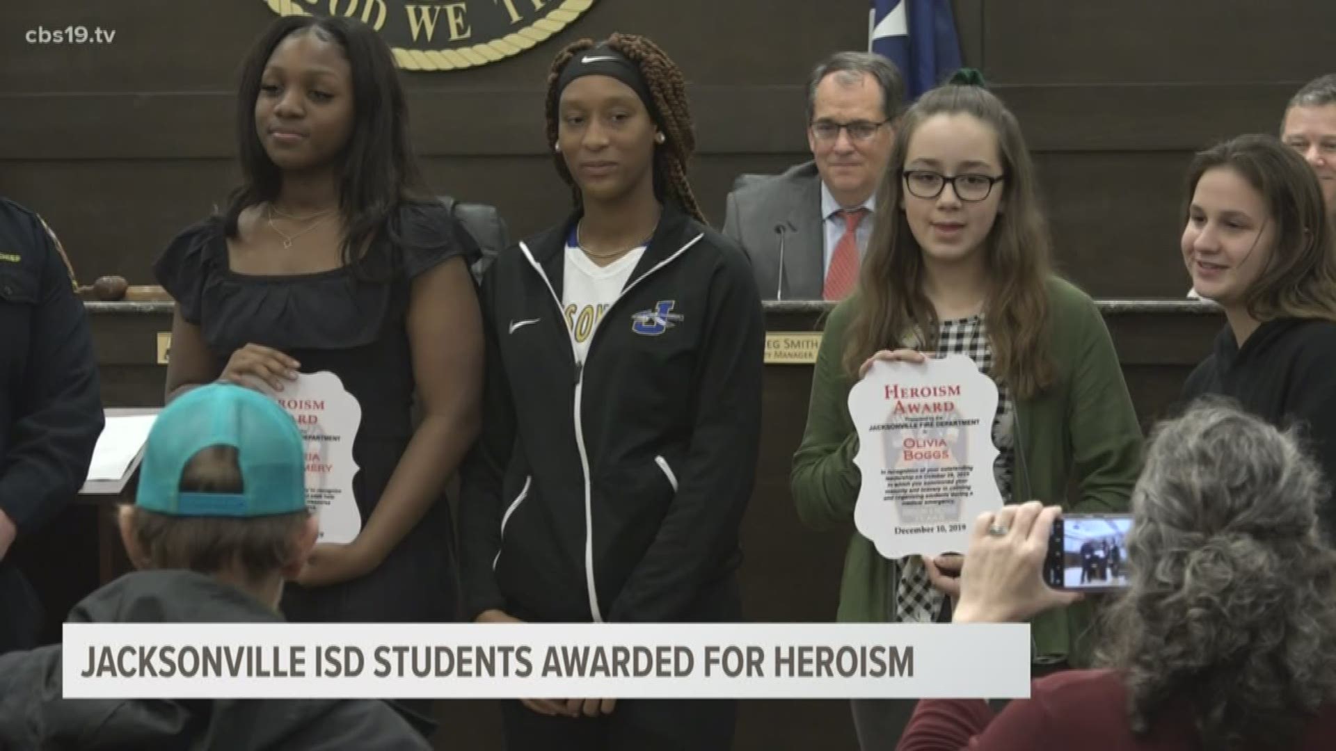 Two Jacksonville ISD students honored with Heroism Award