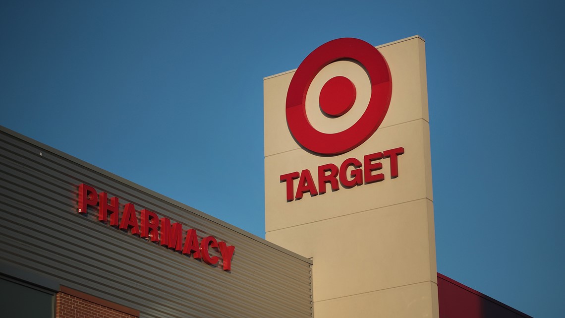 target-is-closing-all-its-canadian-stores