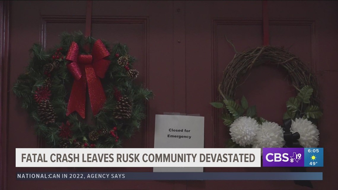 East Texas community comes together to grieve couple - Vimarsana News