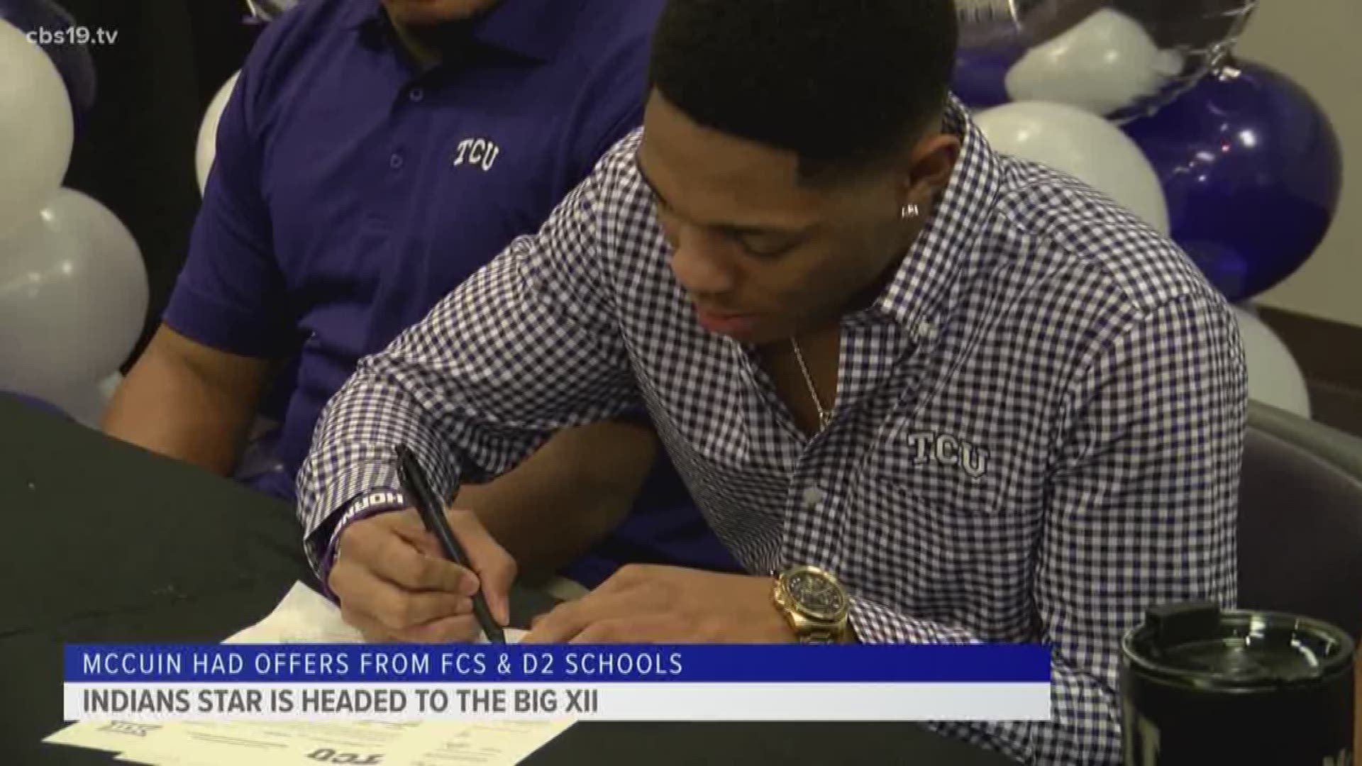 Jacksonville star signs with TCU