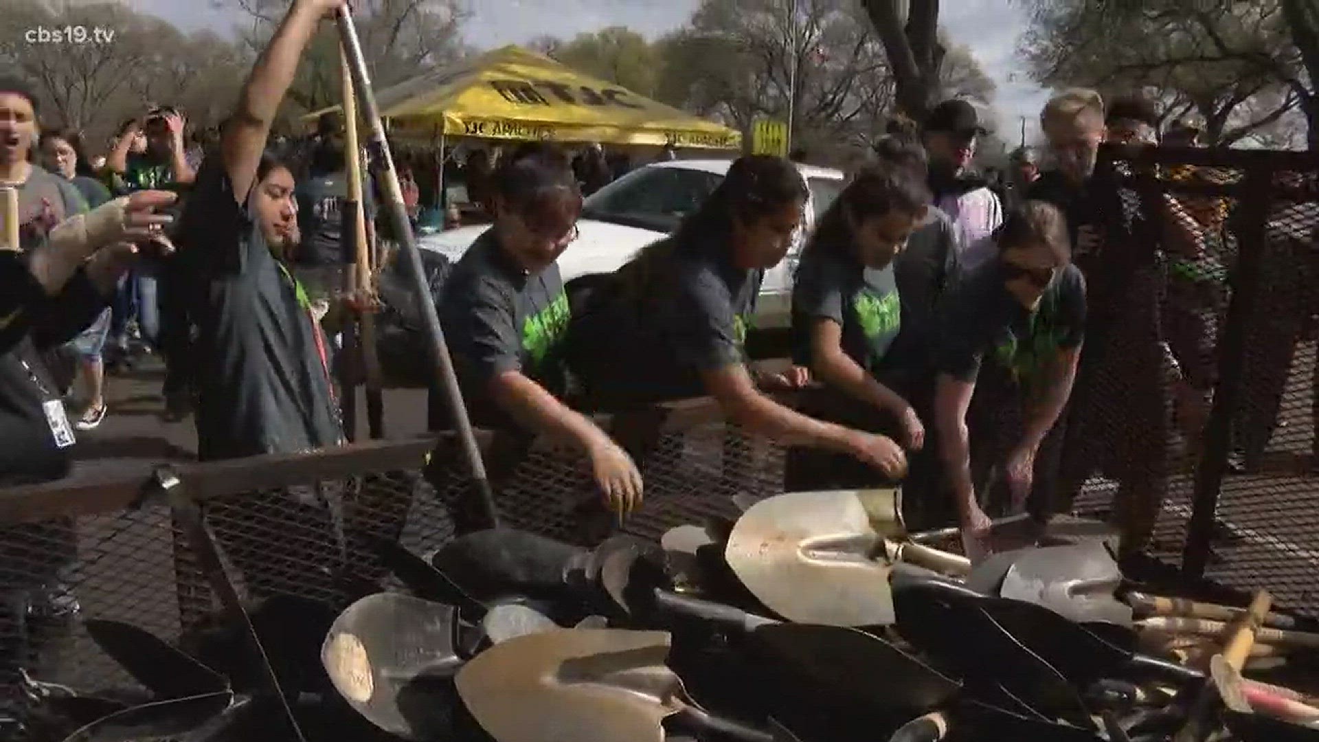 Tyler Junior College, the Tyler Trees Committee, Keep Tyler Beautiful and the Tyler Parks and Recreation Department hosted a tree planting event to celebrate Arbor Day on Monday, March 5, at 2:00pm on TJC?s main campus. The public was invited to bring the