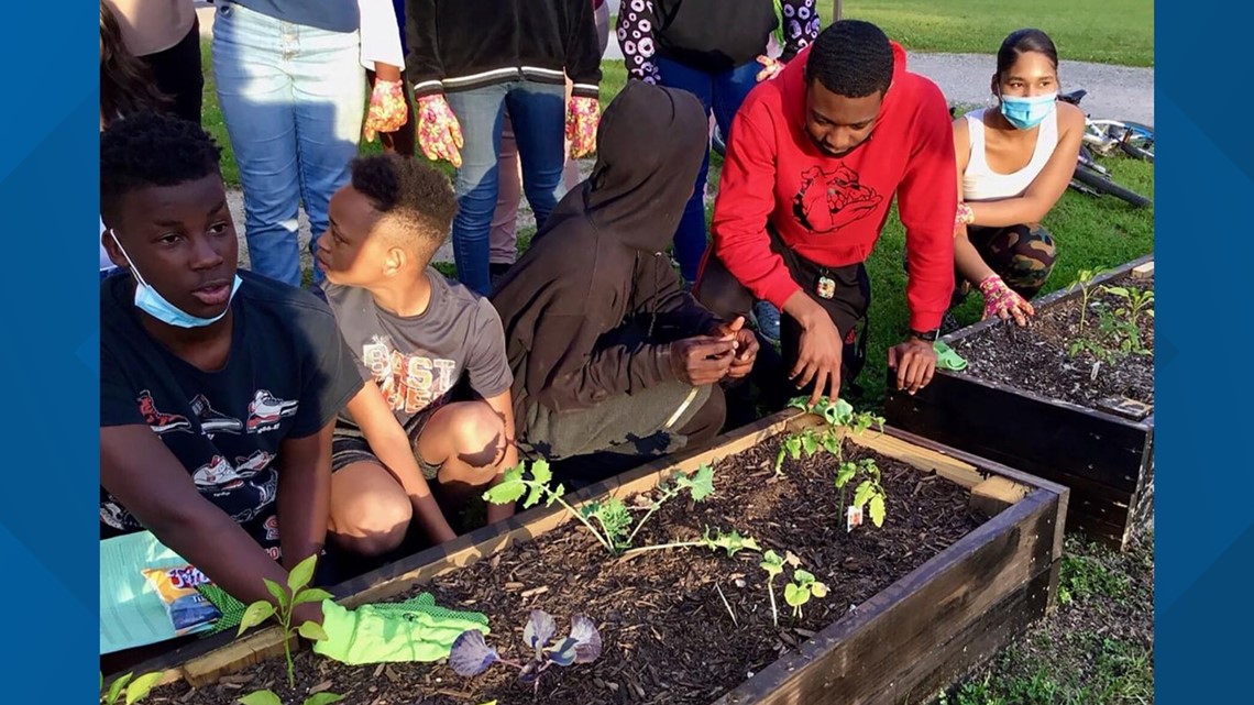 Carthage gardening program aims to teach children to grow food - Vimarsana News