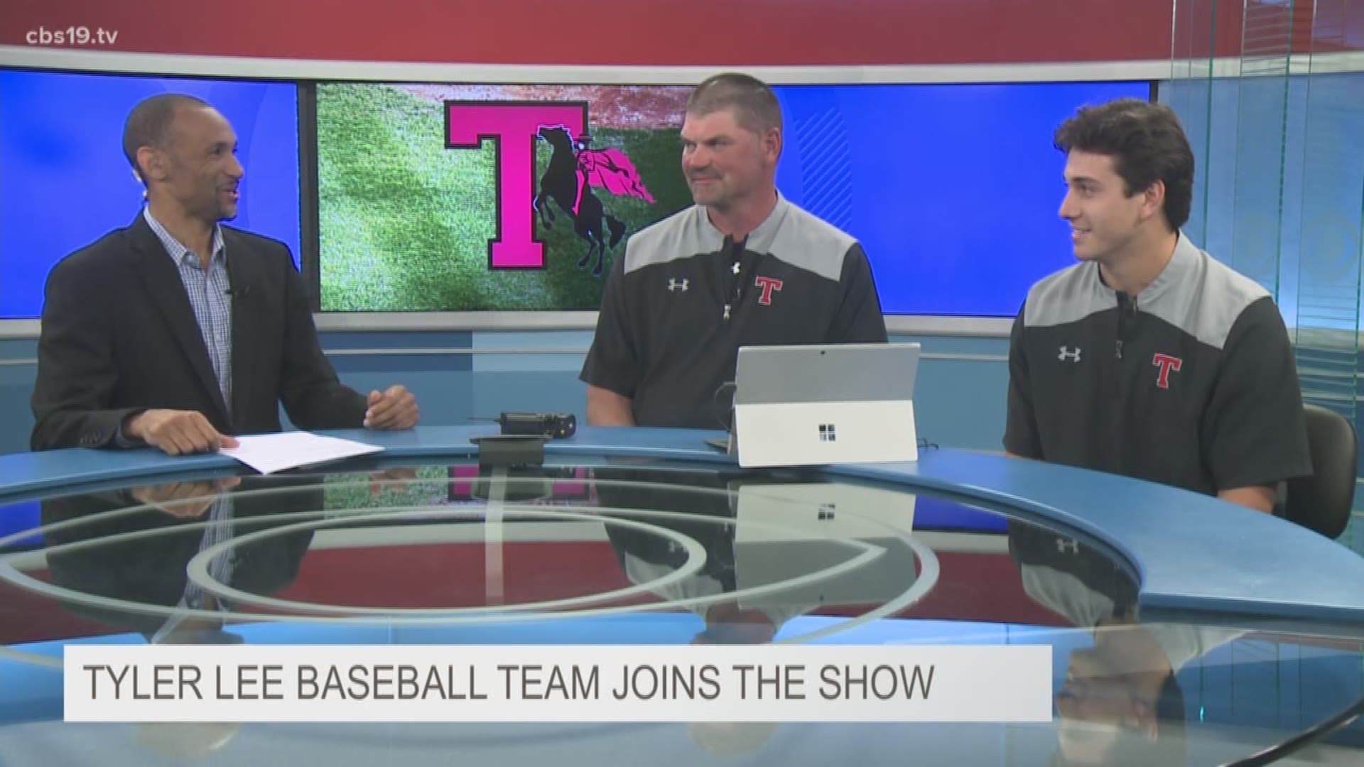 Coach Boxley and Zach Fernandez join the show