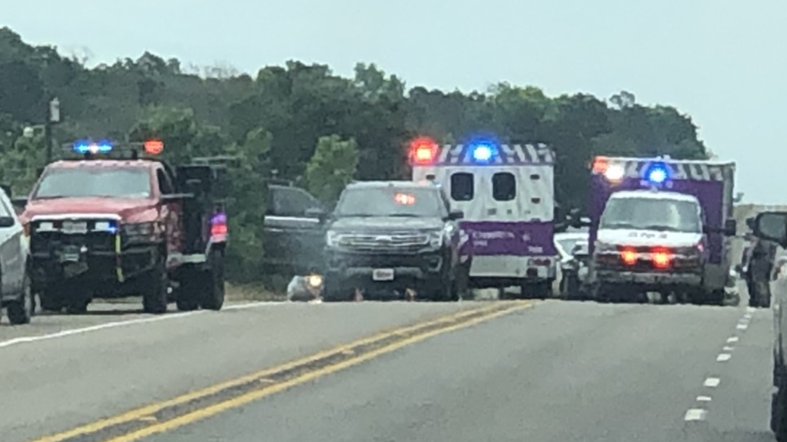 Crash on HWY 64 in Van Zandt County stalls traffic cbs19.tv