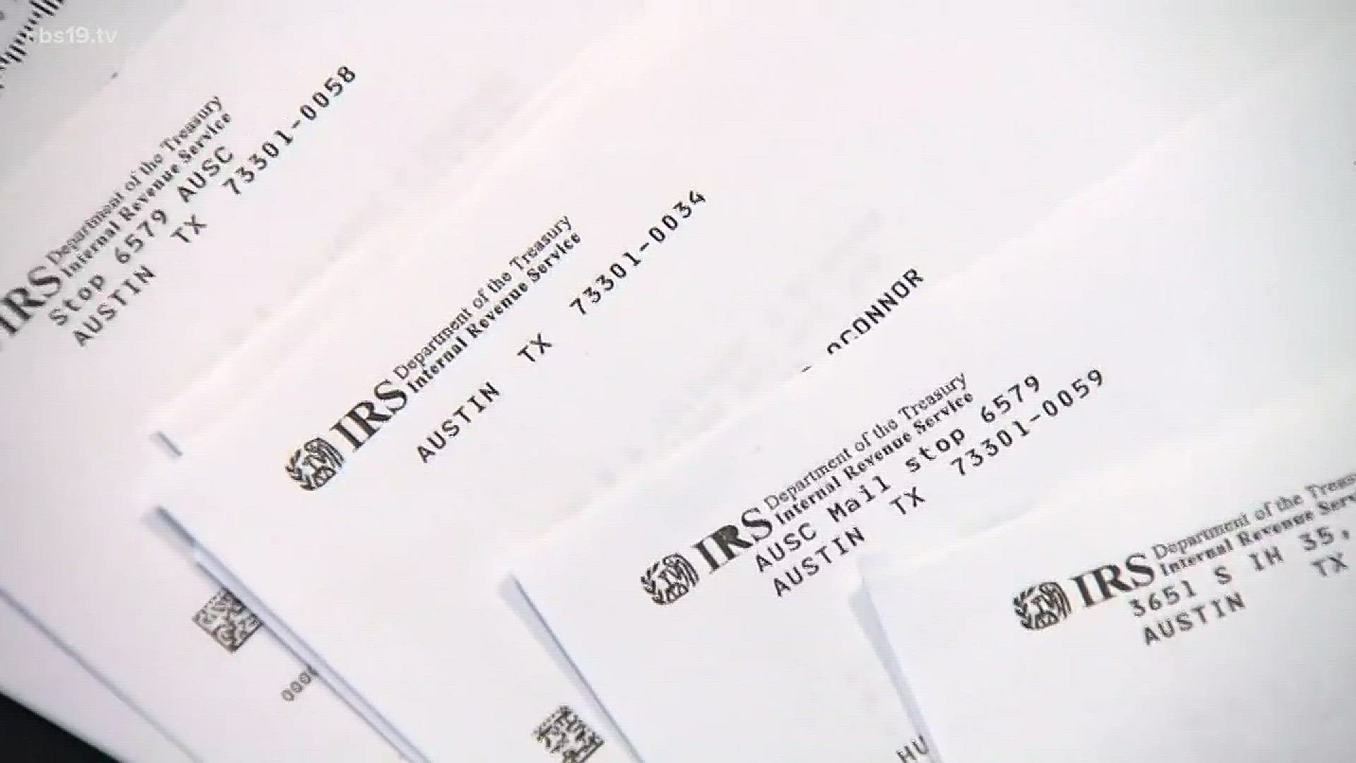 VERIFY: is filing your taxes online better than by mail?