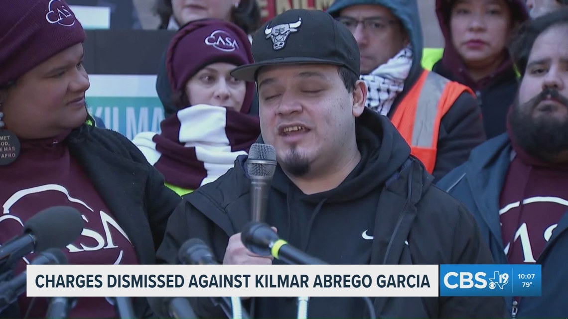 Judge dismisses charges against man wrongly deported to El Salvador