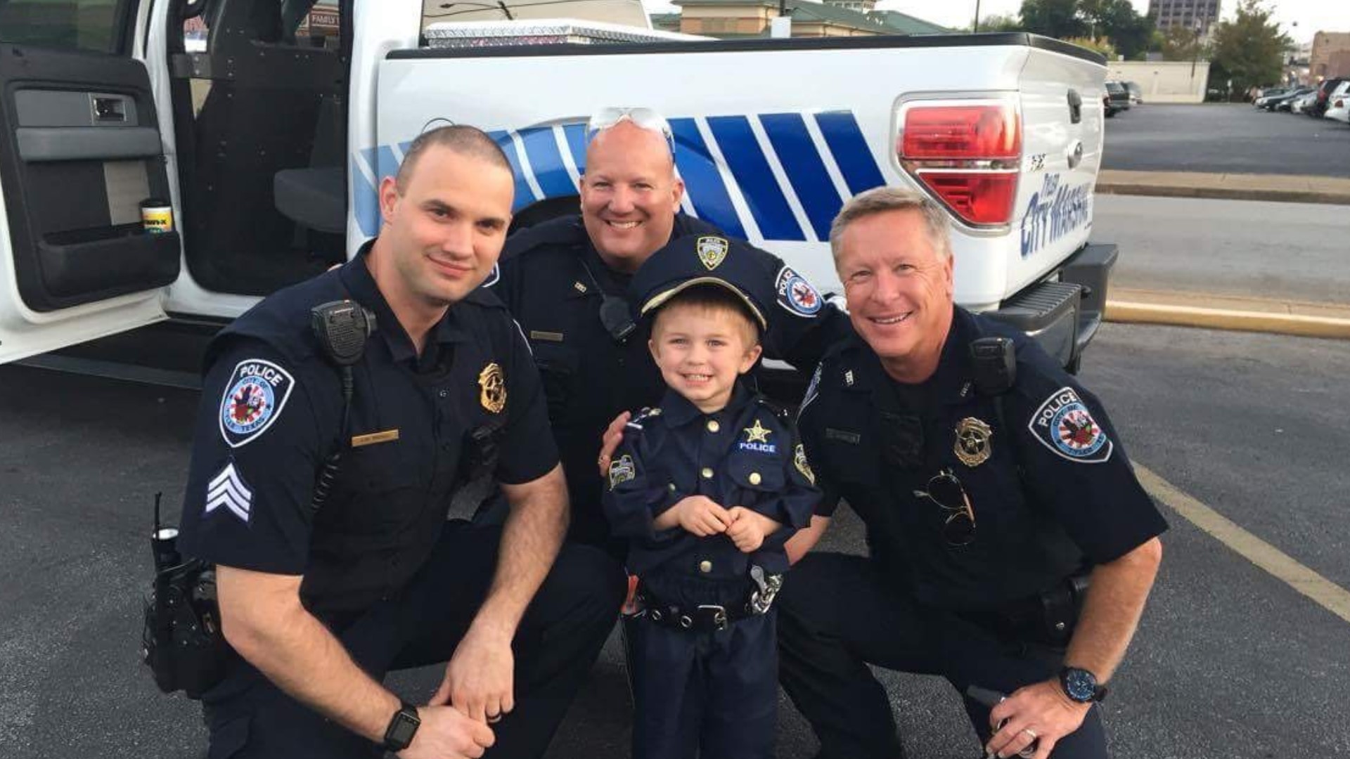 Tyler police 'calling all little police officers' to report for duty