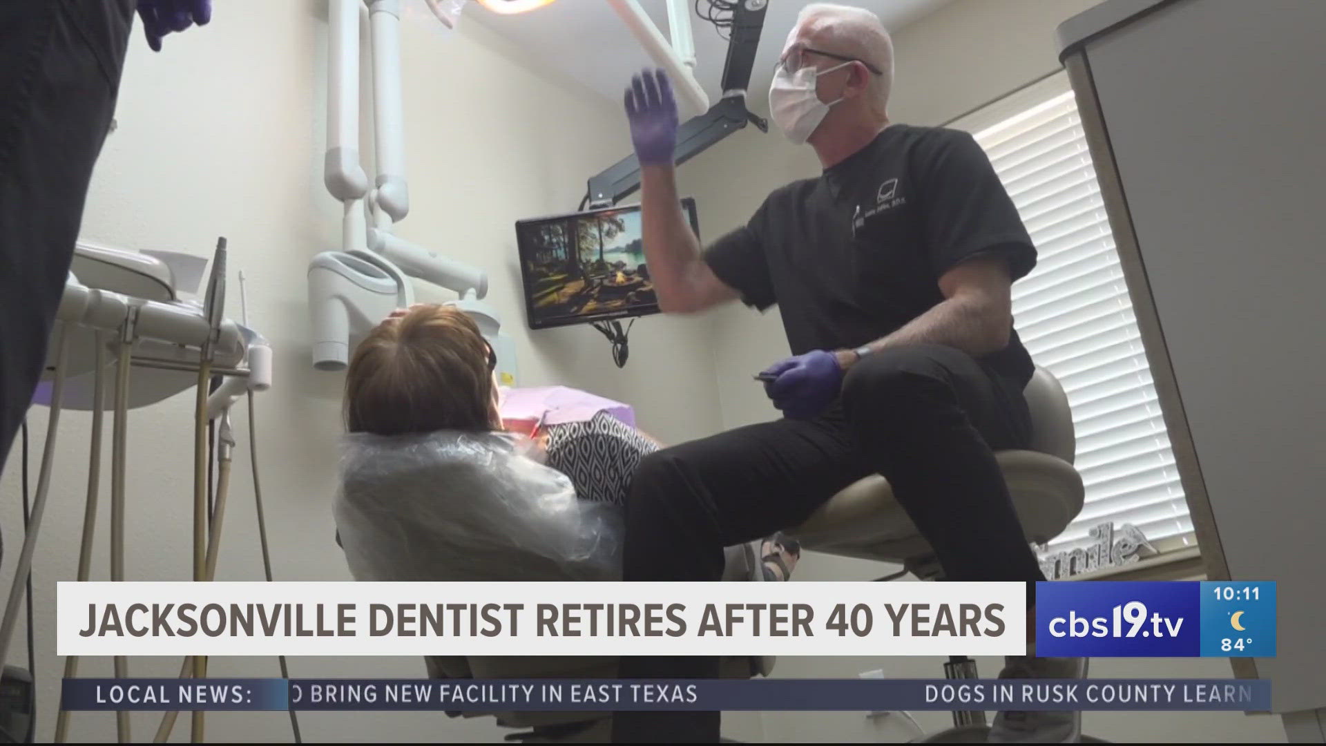 East Texas dentist retires after 40 years of brightening smiles