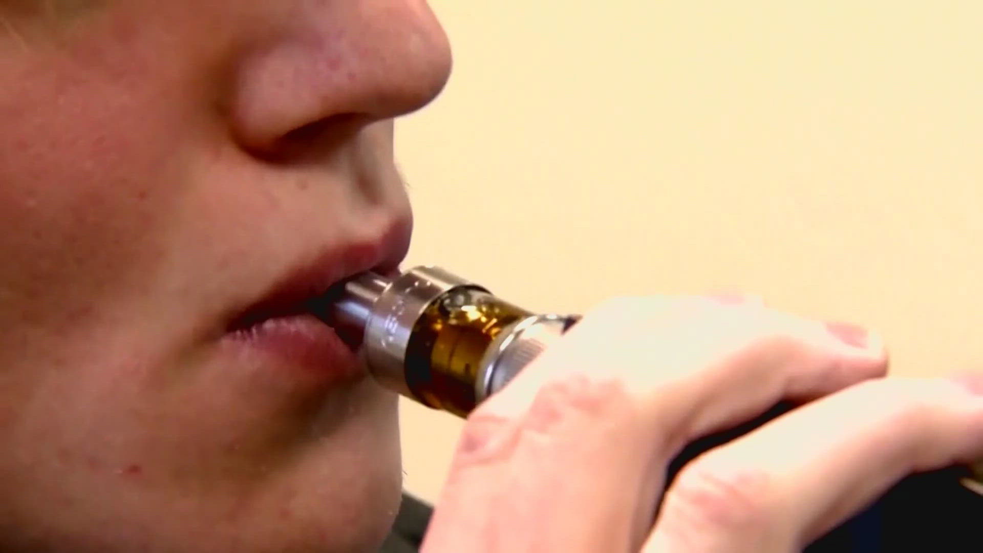 elfbar nachfüll pod läuft aus E-cigarette | Characteristics, Safety Issues, & Regulation main image 0