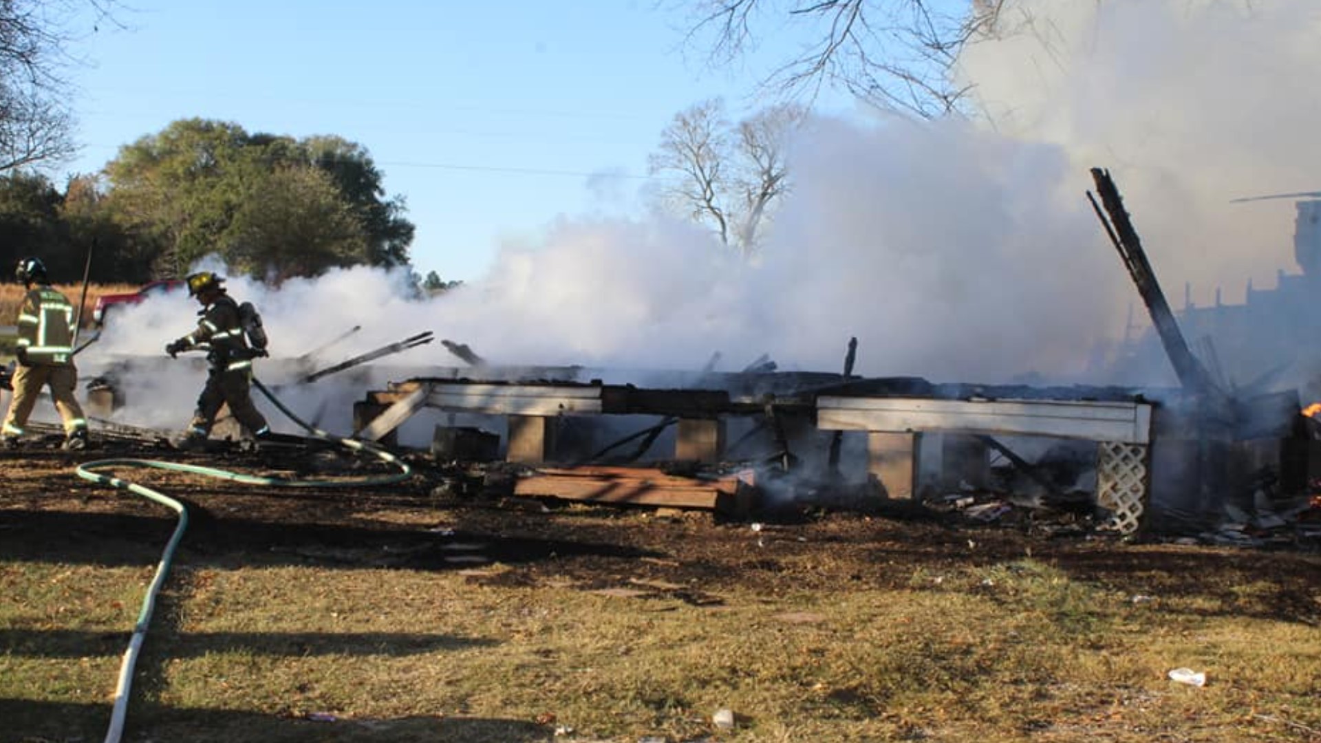 2 Van Zandt County homes destroyed by fires on Thanksgiving | cbs19.tv