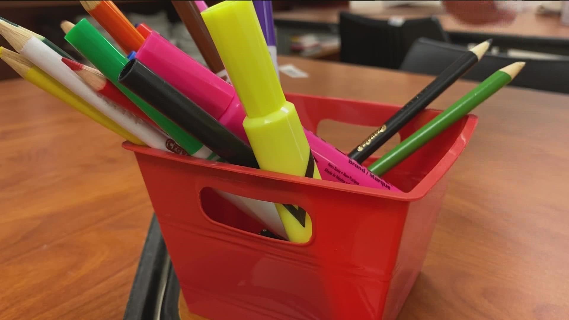Henderson ISD giving extra allowance to teachers to help with classroom supplies