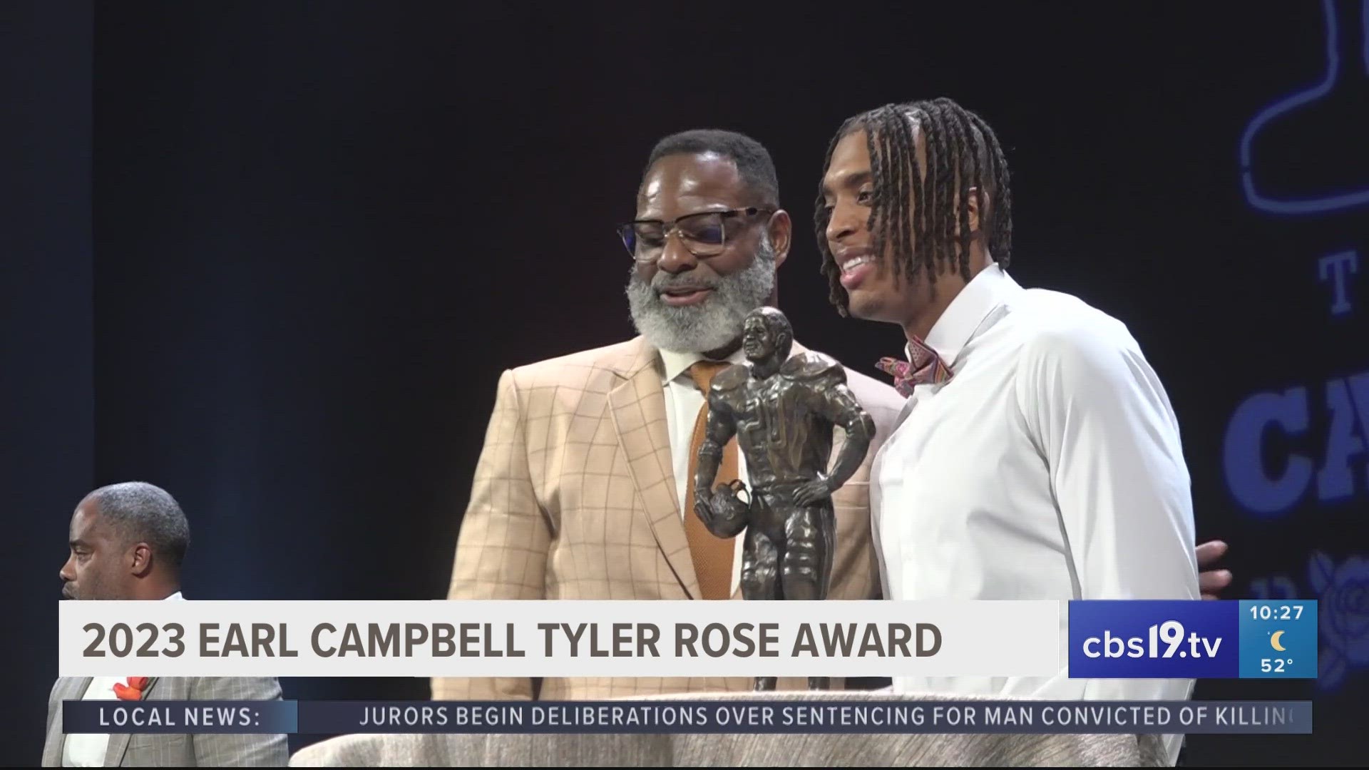 The award is presented to college football's Offensive Player of the Year with a Texas connection by SPORTyler and the Tyler Chamber of Commerce.