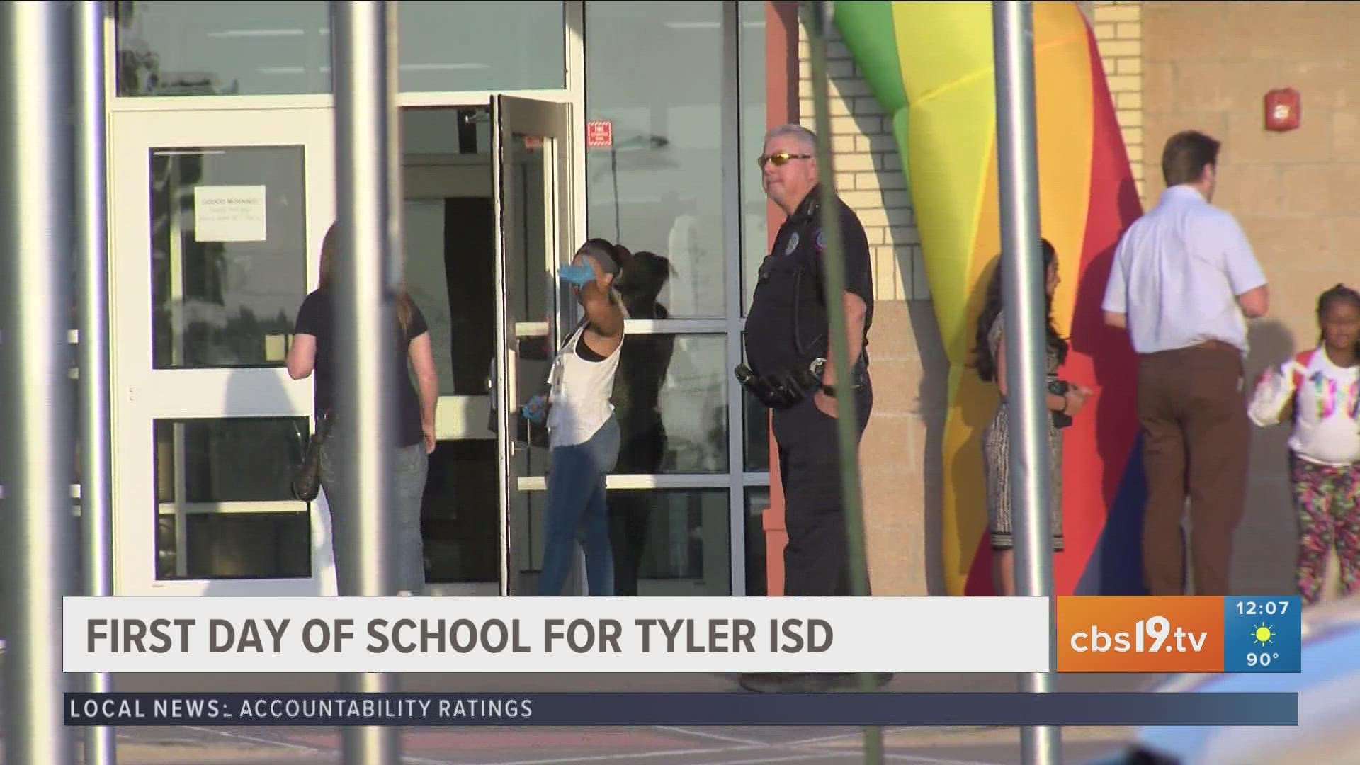 School is in session this week for Tyler ISD and the students are excited to go back to school.