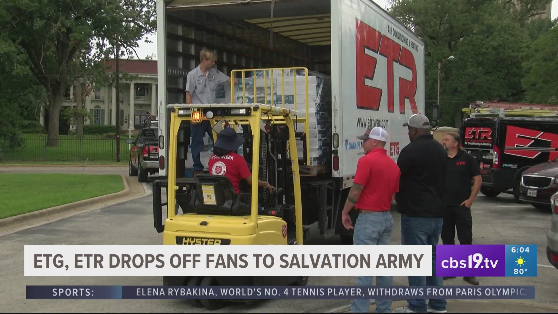 East Texas businesses drop off hundreds of fans at Salvation Army of Tyler