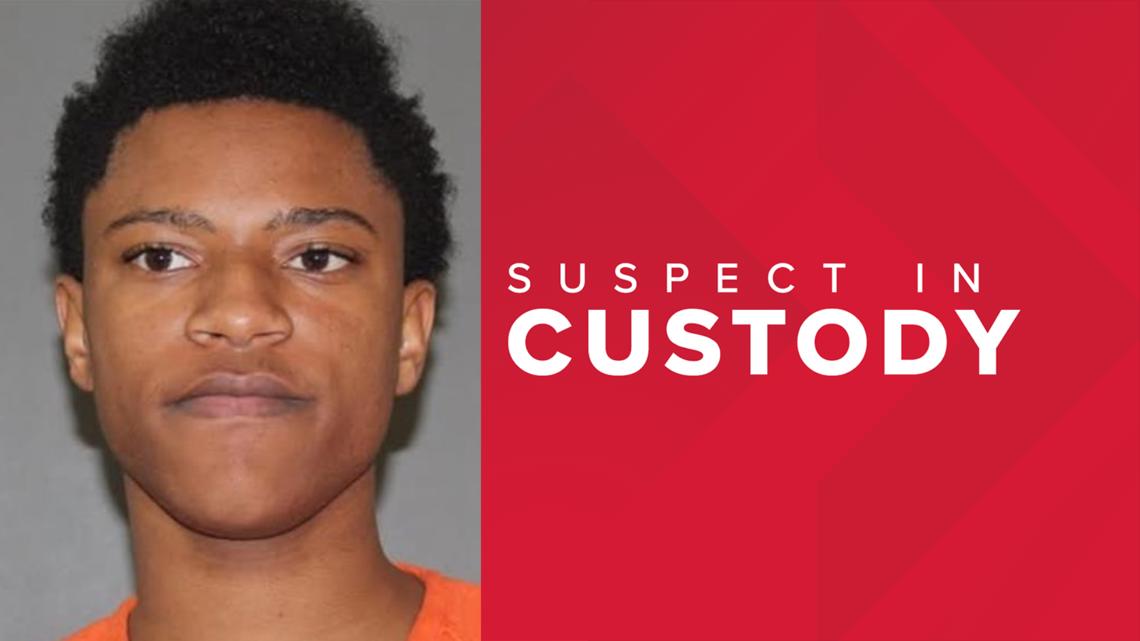East Texas teen arrested, another sought in connection with multiple vehicle burglaries