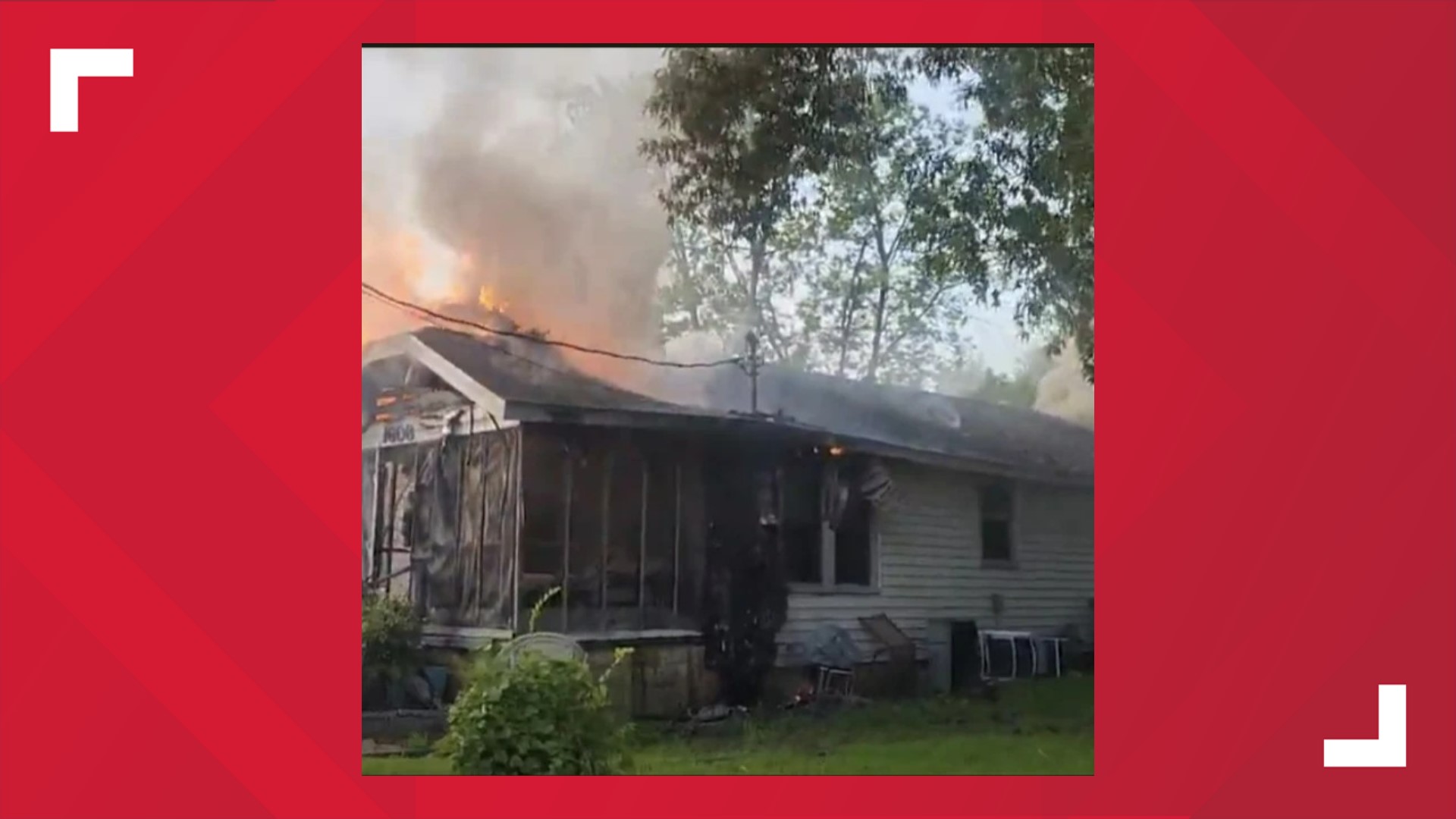 Longview firefighters battle fire that destroys house | cbs19.tv