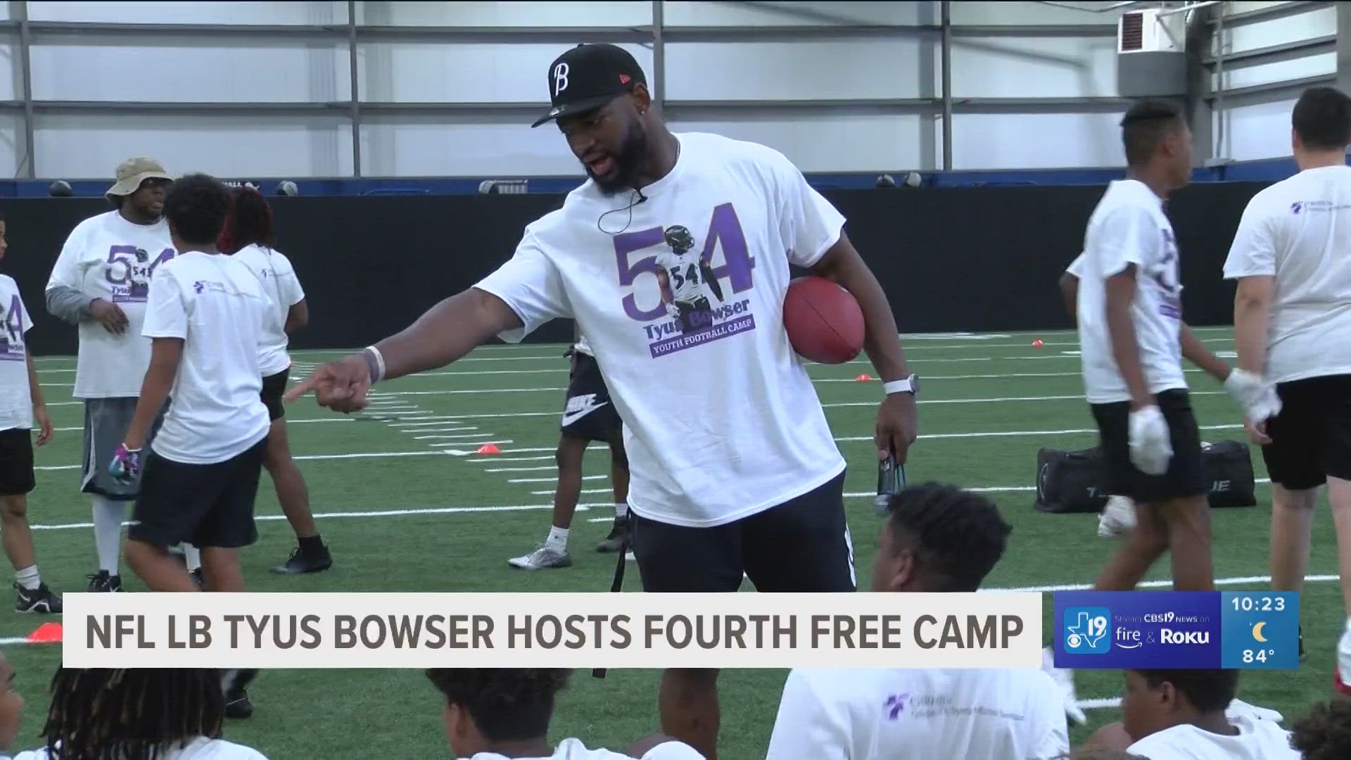 Baltimore Ravens linebacker Tyus Bowser works out during the