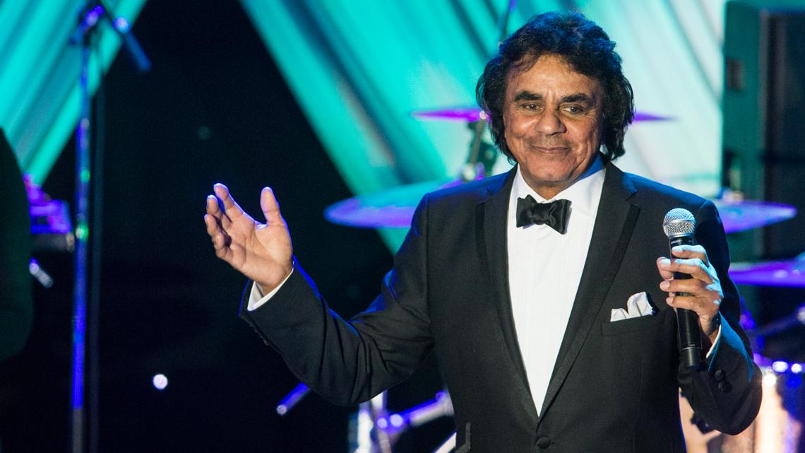 Johnny Mathis announces retirement from live shows, touring | cbs19.tv