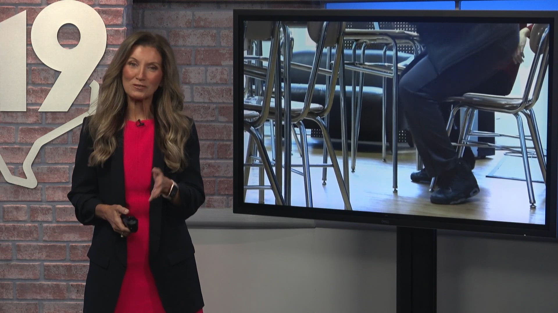 Local Open Network Loop Scientists find people tend to walk in left-turning loops | cbs19.tv